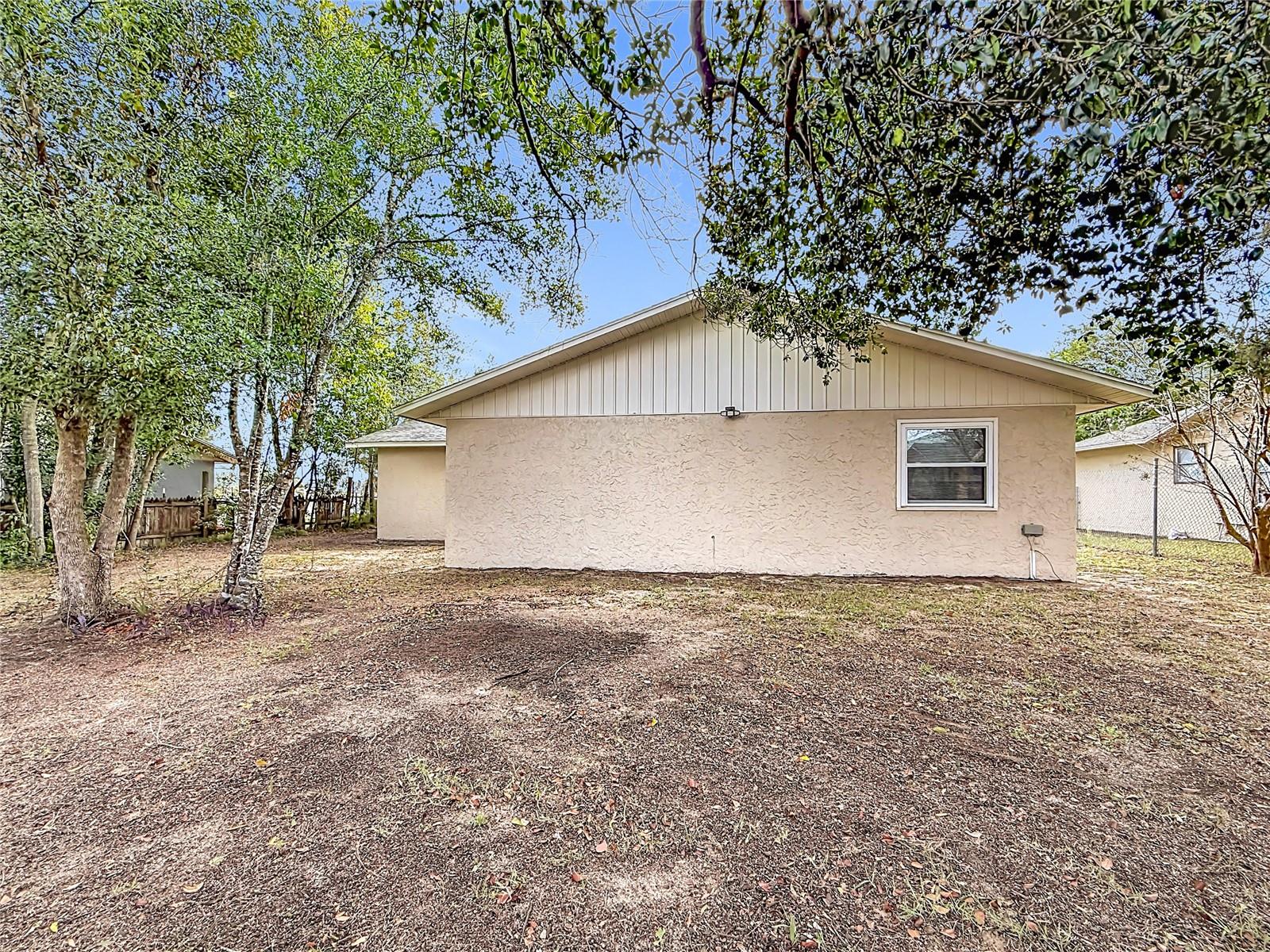 SILVER SPGS SHORES UN 68 - Residential