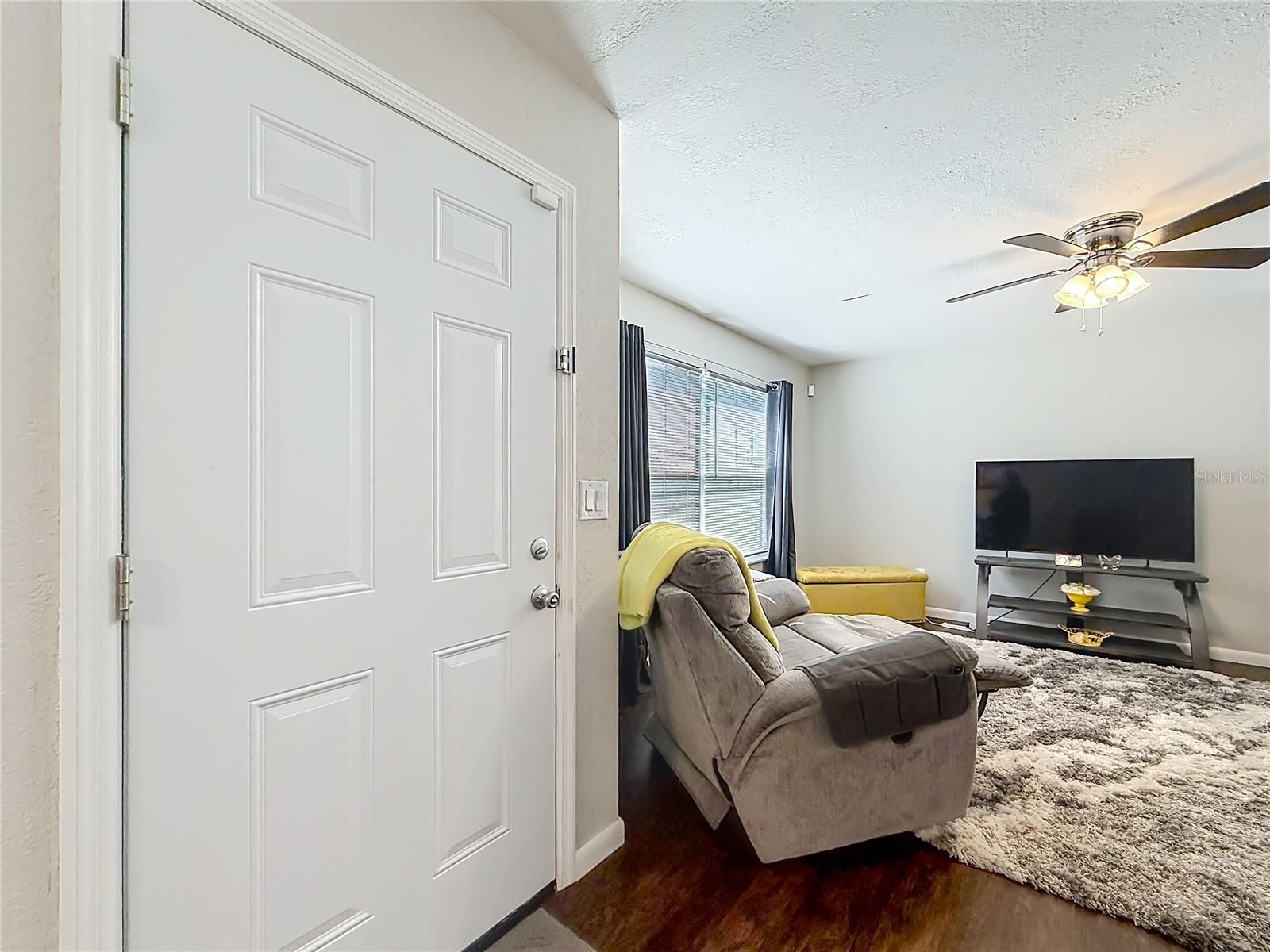 SILVER SPGS SHORES UN 68 - Residential