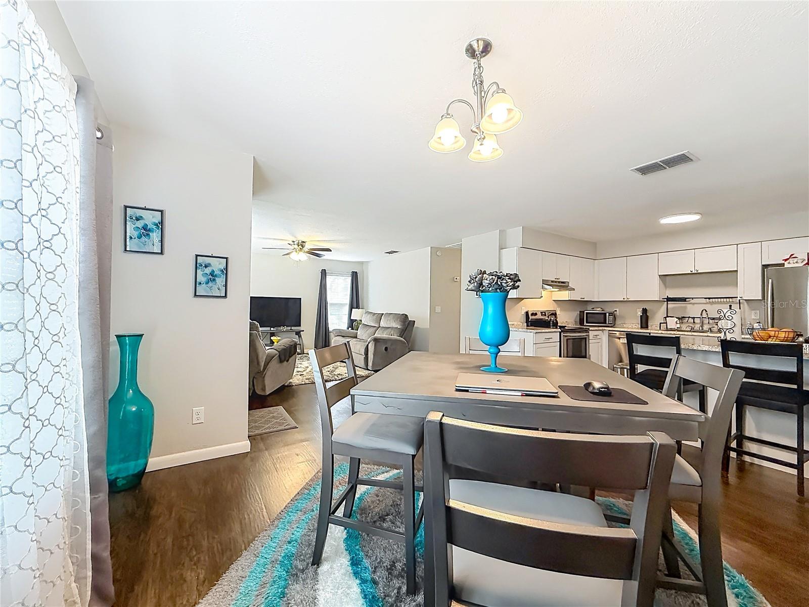 SILVER SPGS SHORES UN 68 - Residential