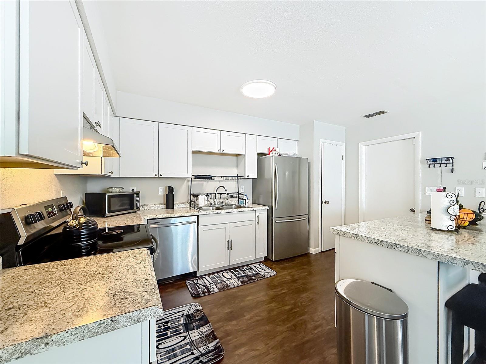 SILVER SPGS SHORES UN 68 - Residential