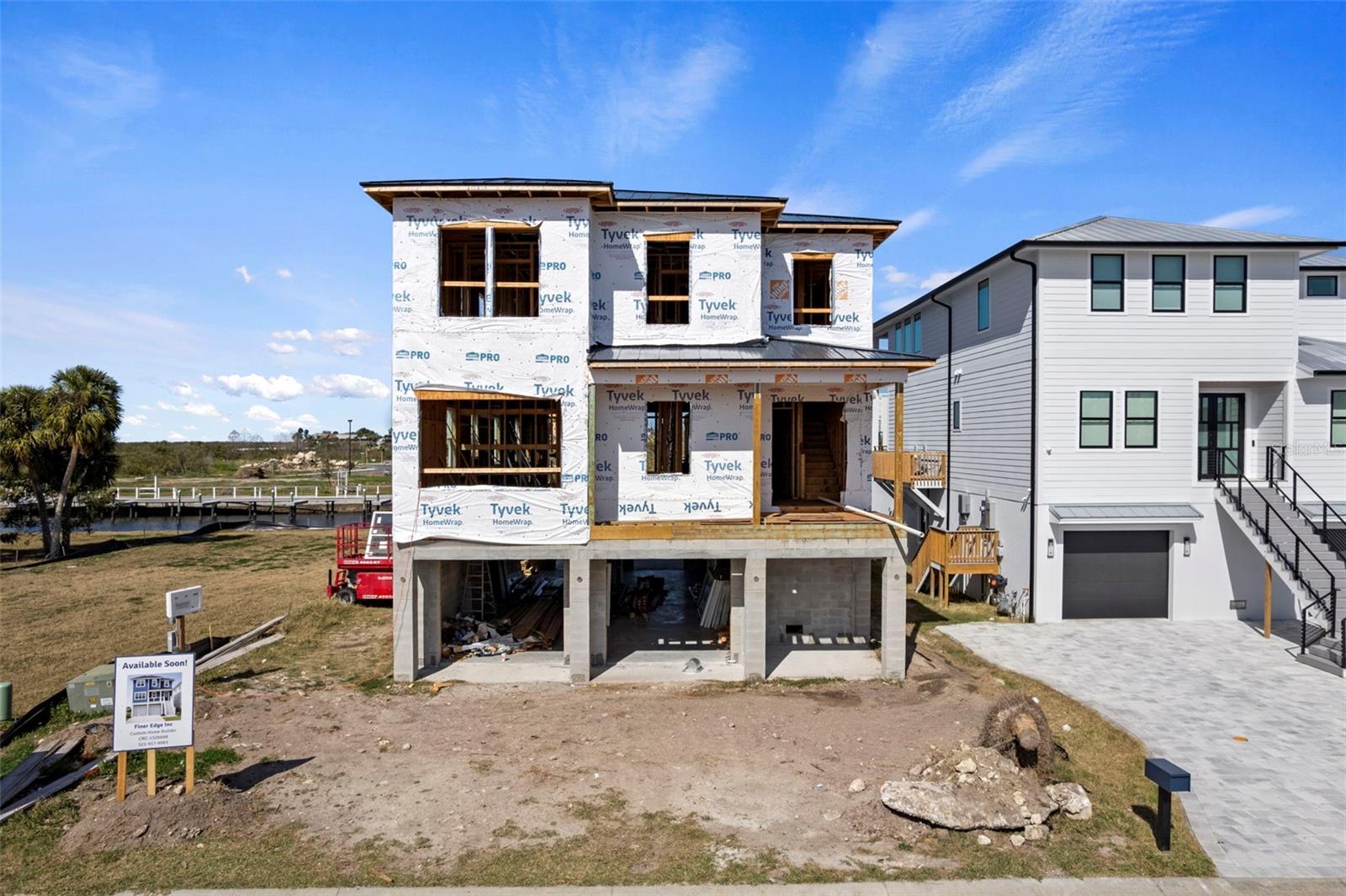 5815 ELISABETHAN LANE