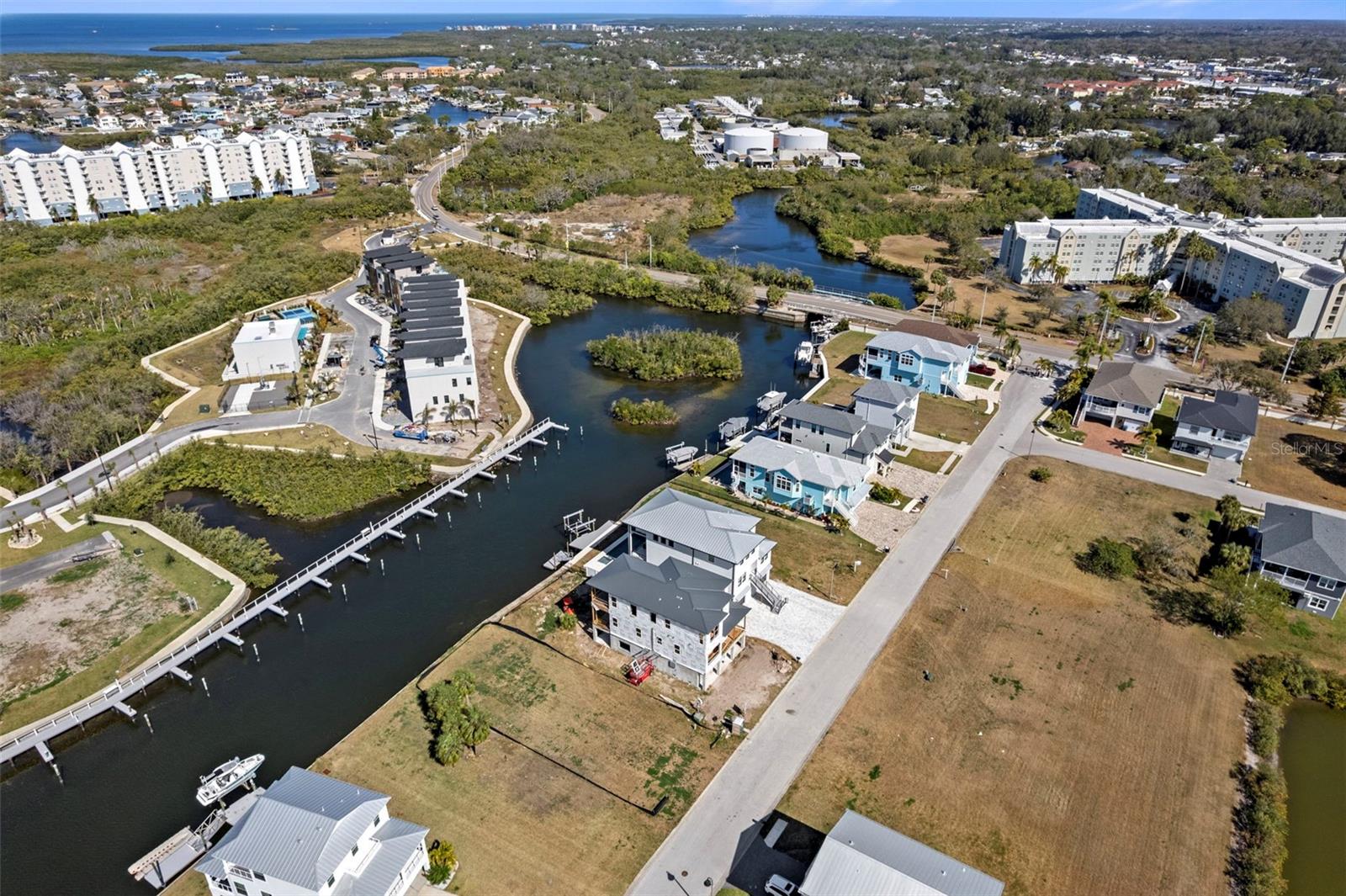HARBOR COLONY AT GULF LANDINGS CONDO - Residential