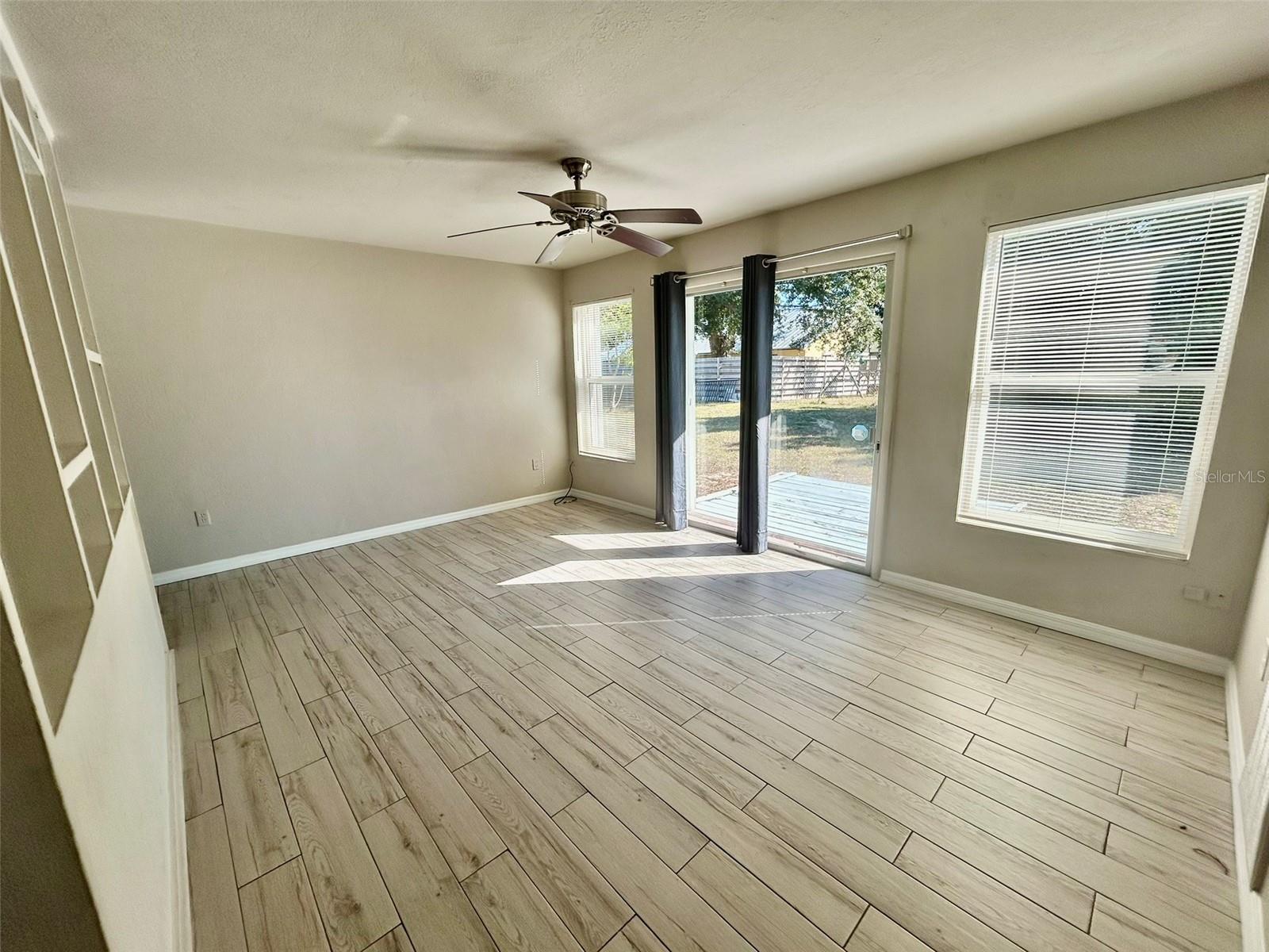 PORT CHARLOTTE SEC 033 - Residential Lease