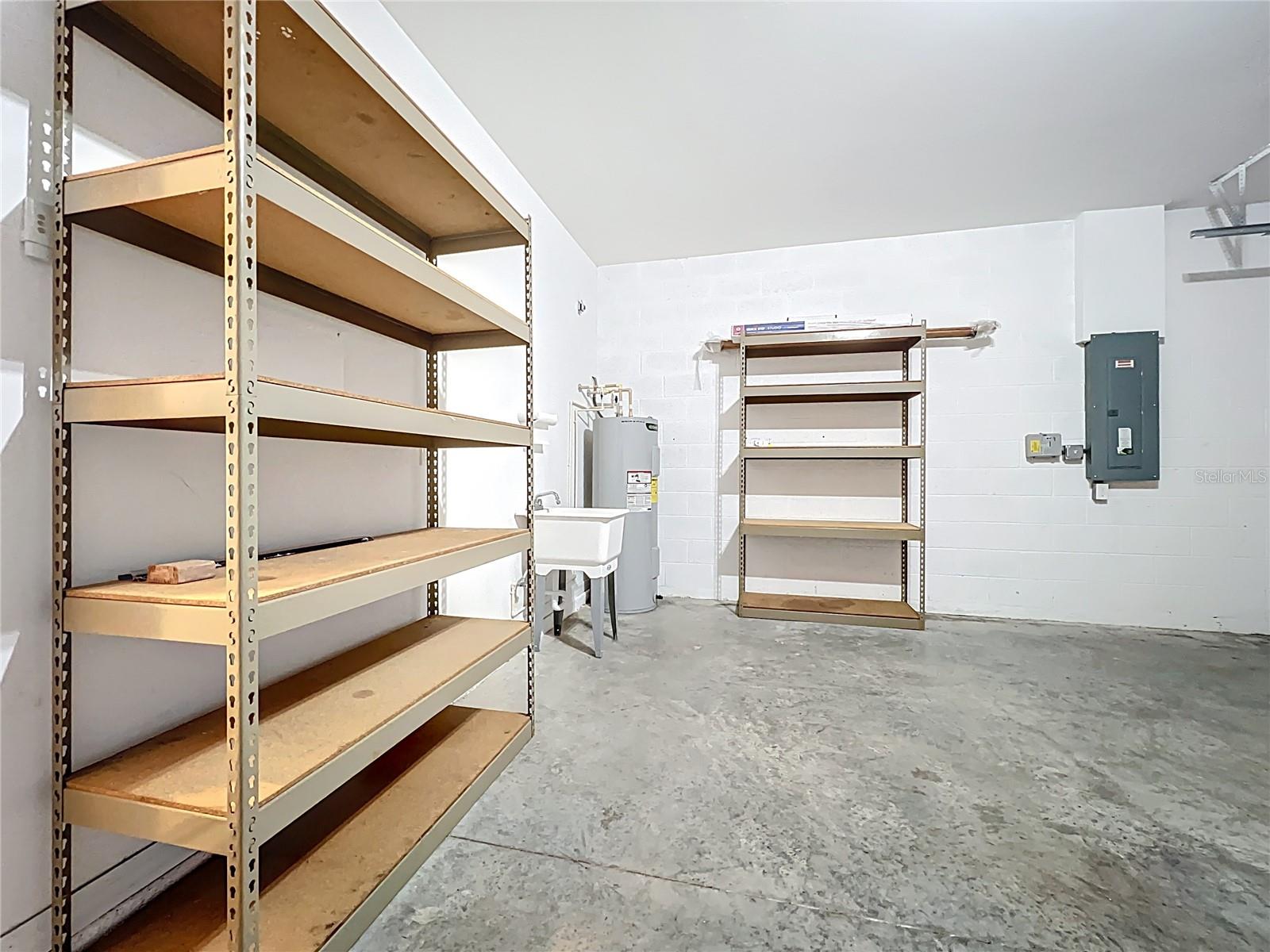 VENTURA VILLAGE - Residential