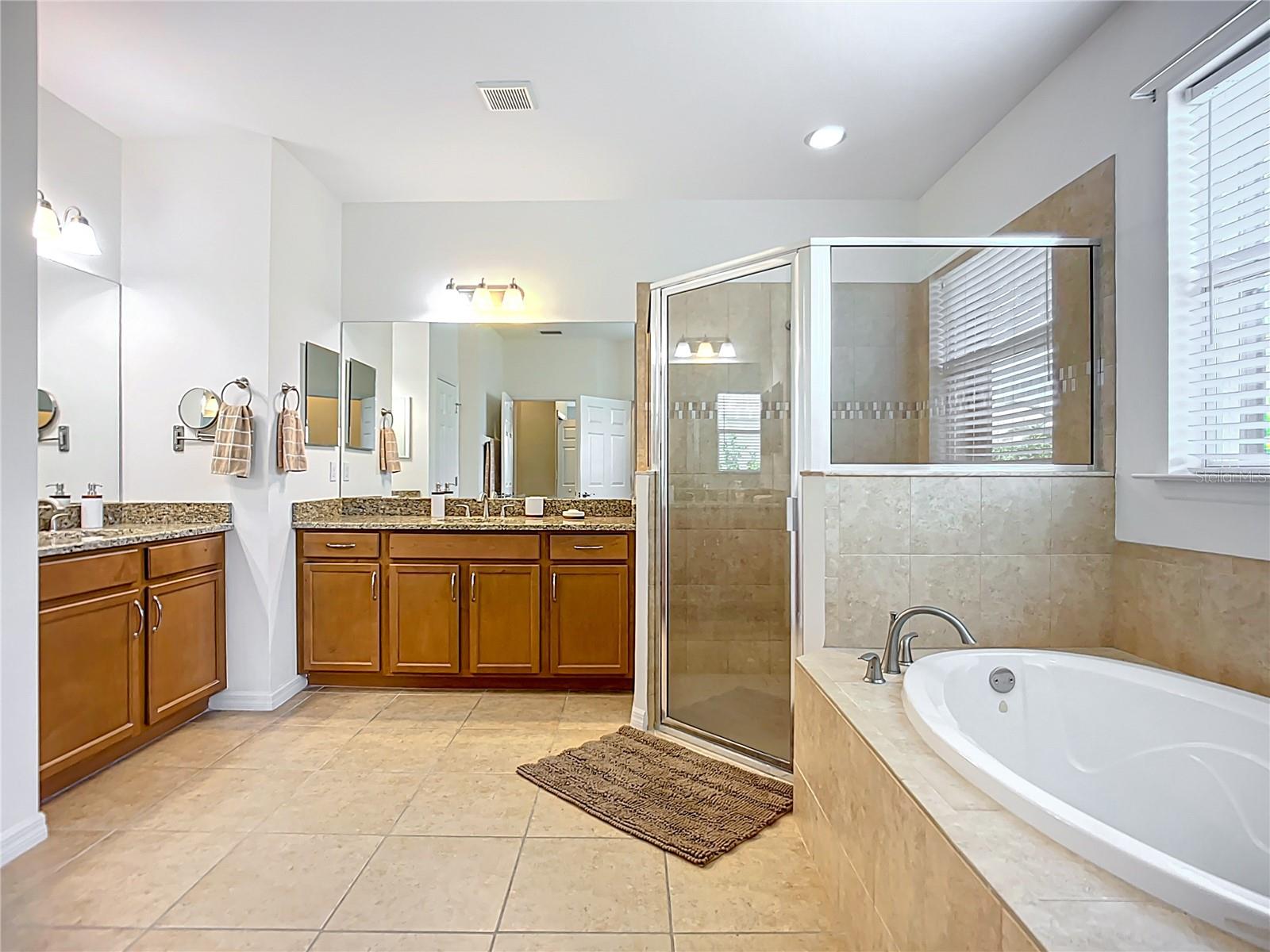 VENTURA VILLAGE - Residential