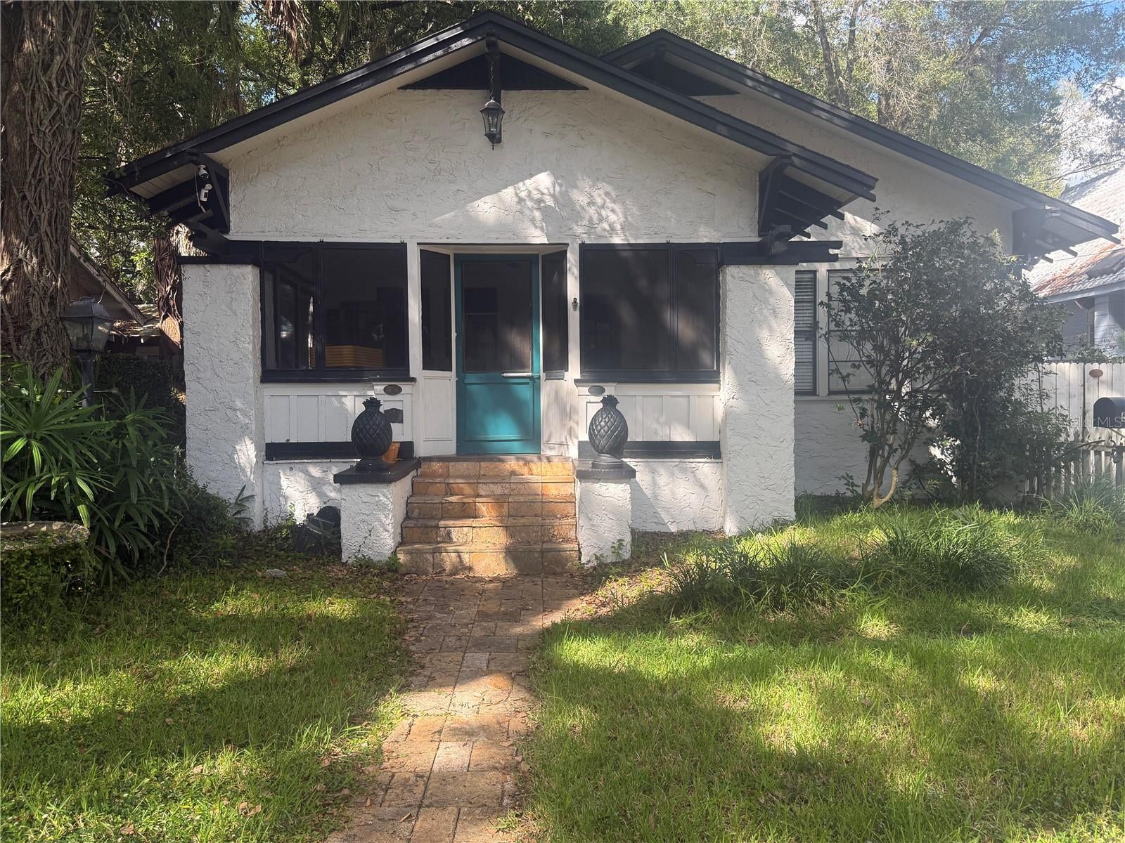 519 E AMELIA STREET