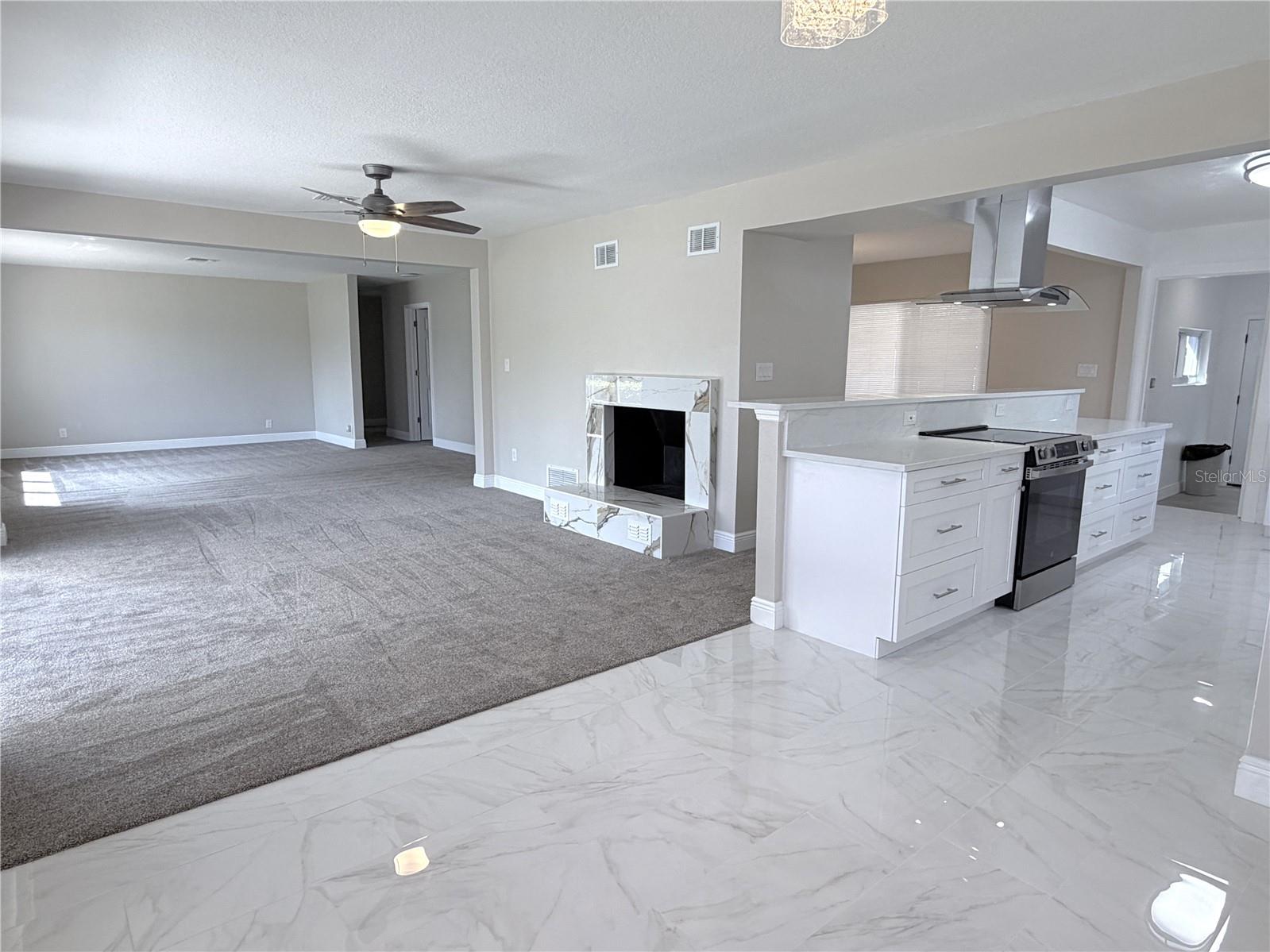 GOLFLAND OF TAMPAS NORTH SIDE - Residential