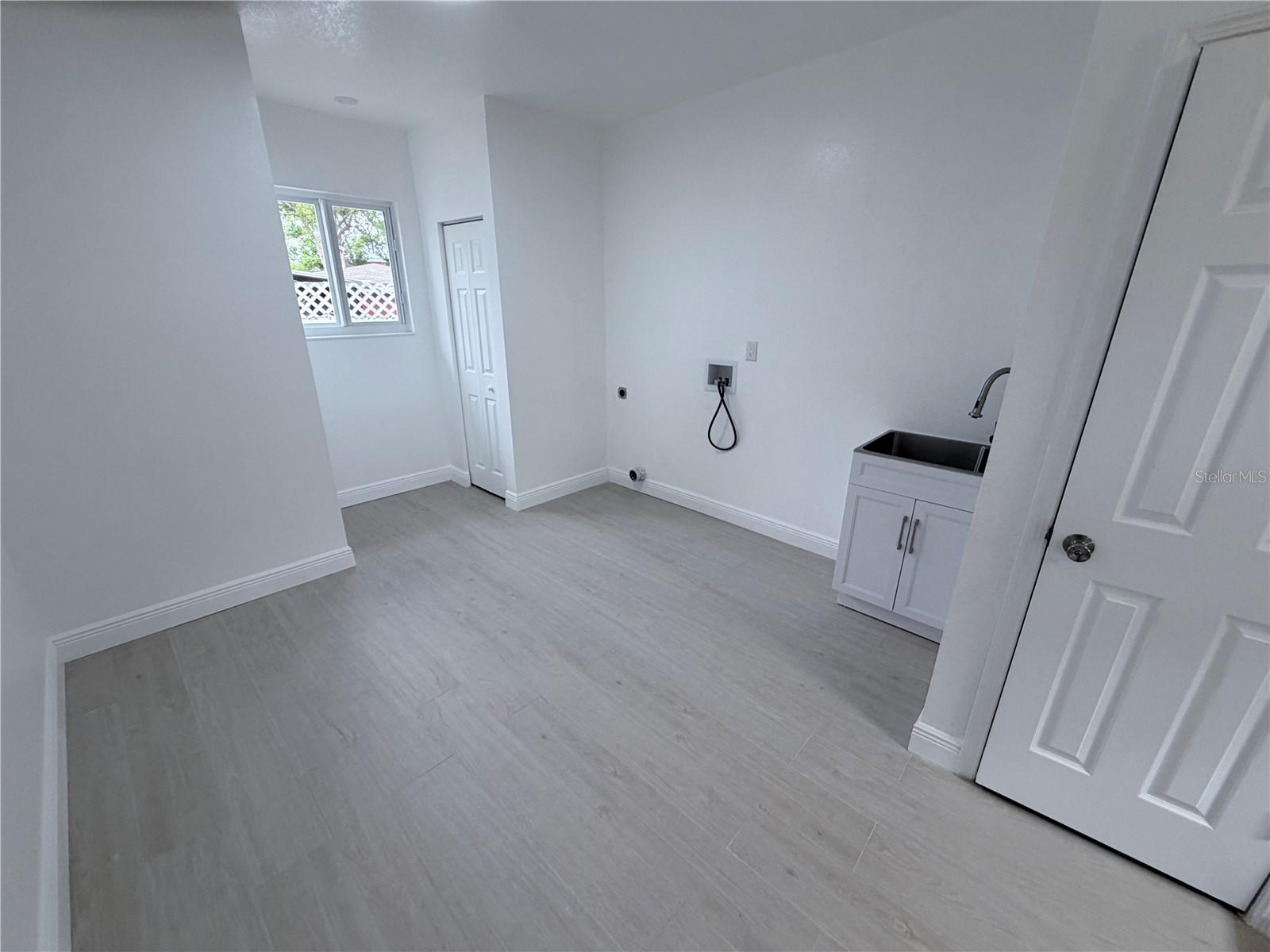 GOLFLAND OF TAMPAS NORTH SIDE - Residential