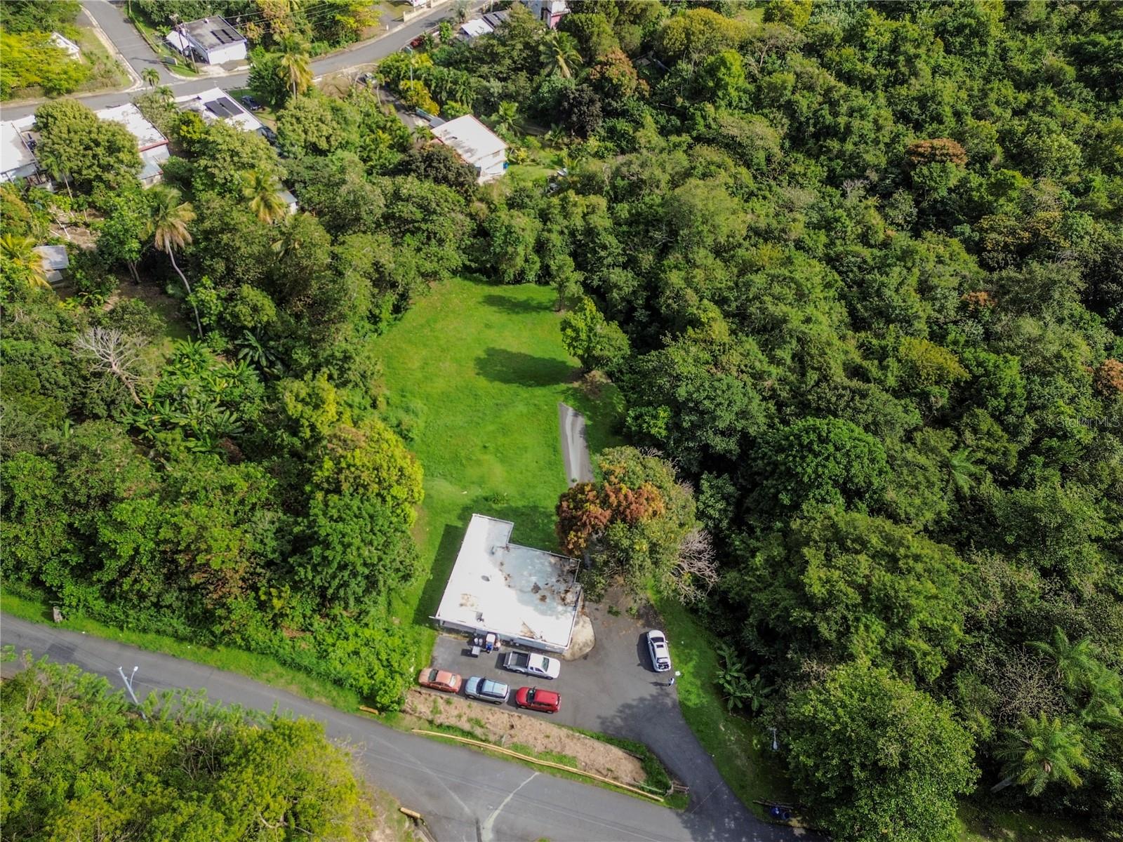 CANDELERO - Residential