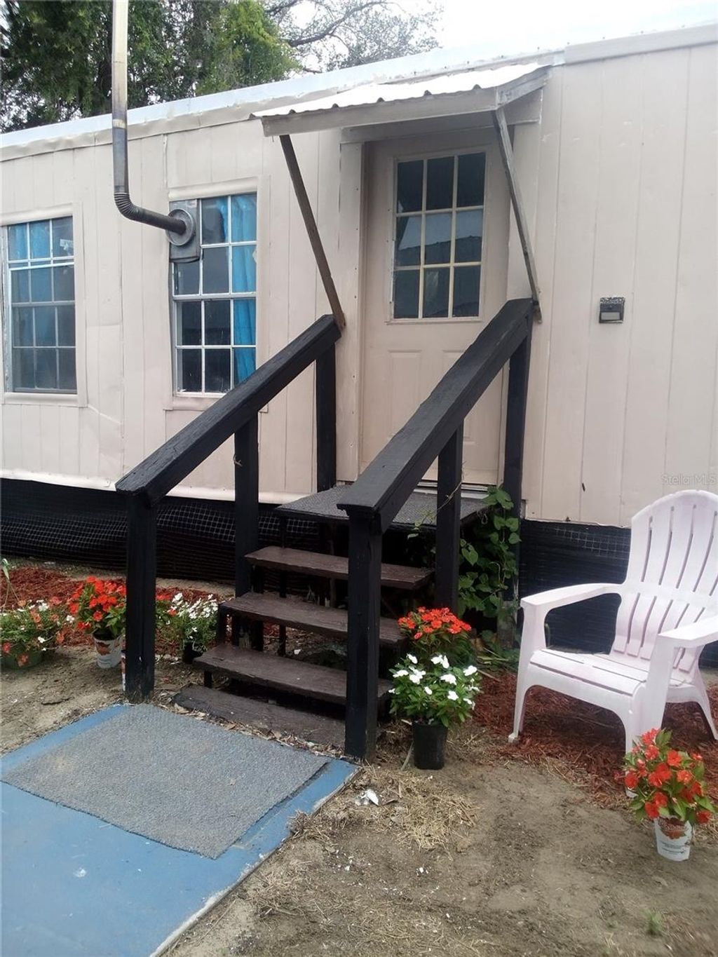 Photo of 17936 SE 95th Street Road, Ocklawaha, FL 32179 (MLS # TB8406432)