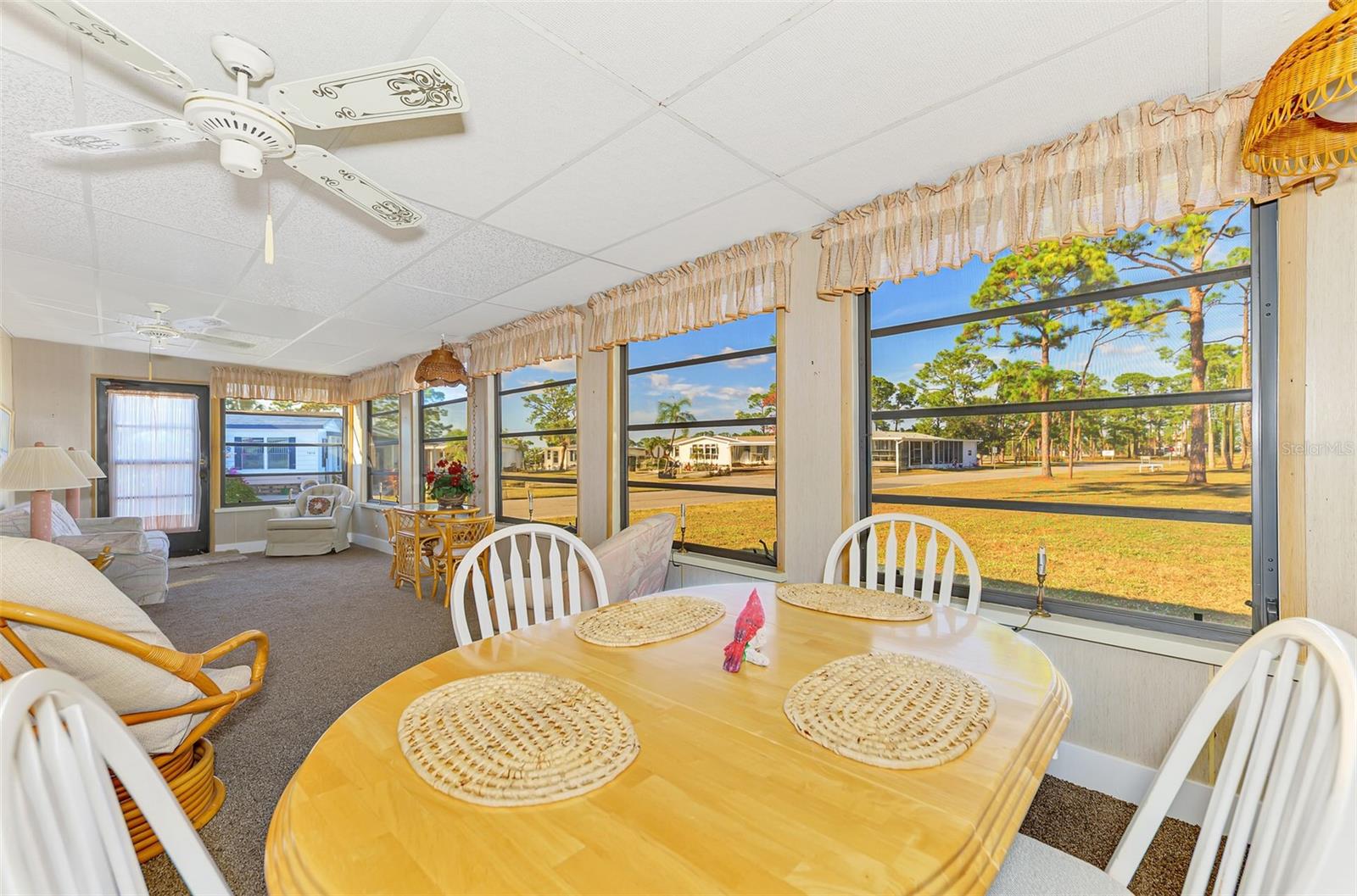 HOLIDAY PARK - Residential