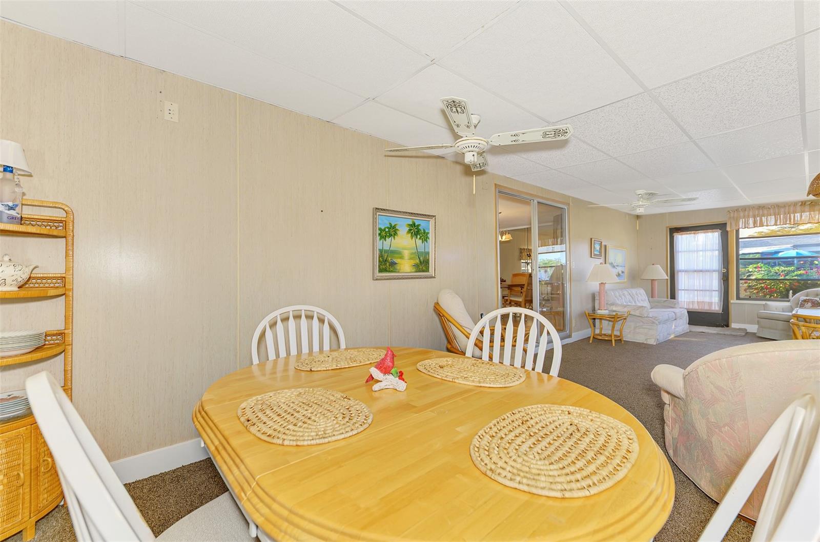 HOLIDAY PARK - Residential