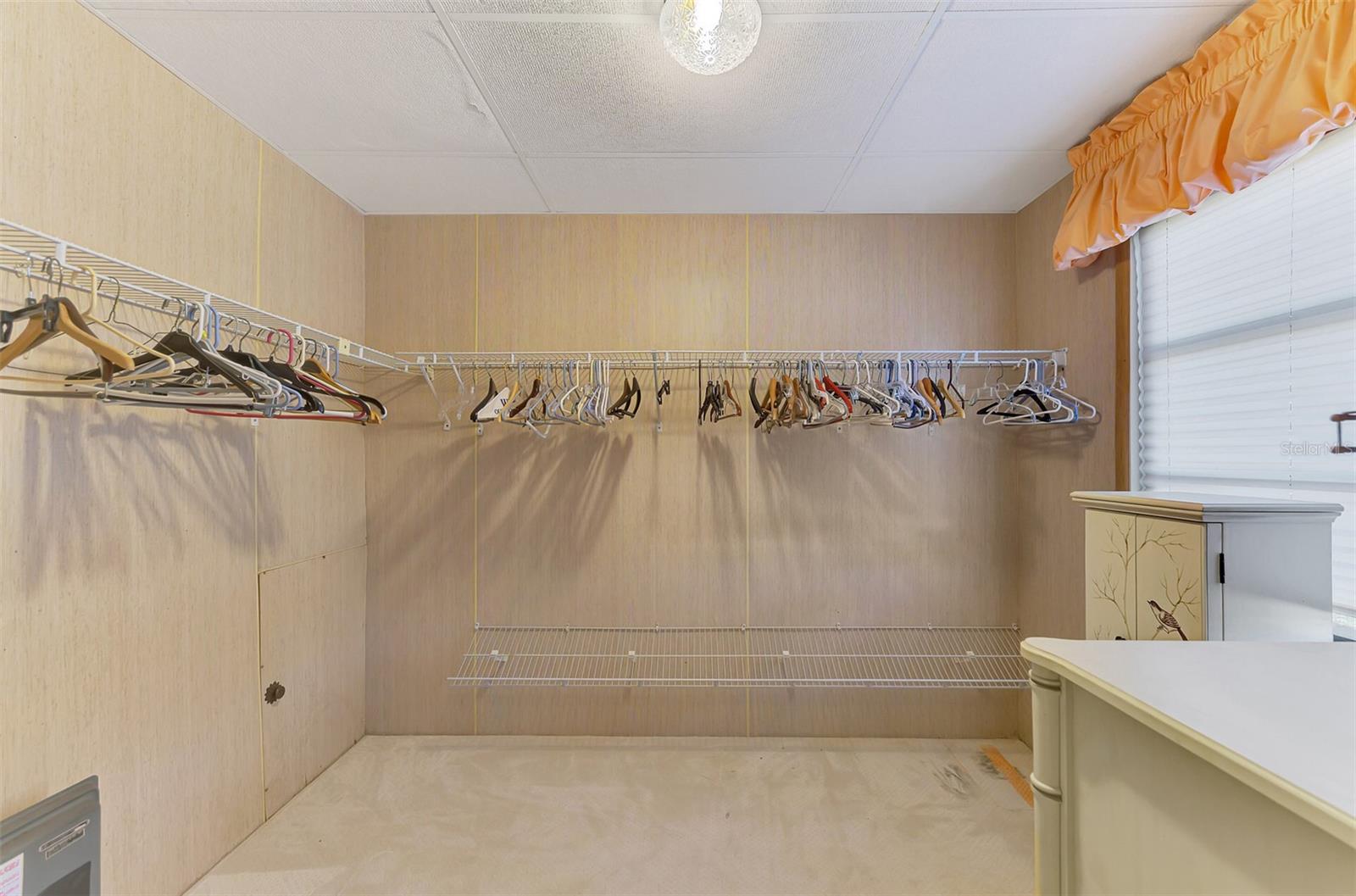 HOLIDAY PARK - Residential