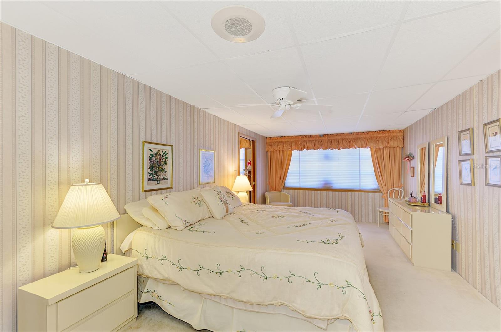 HOLIDAY PARK - Residential