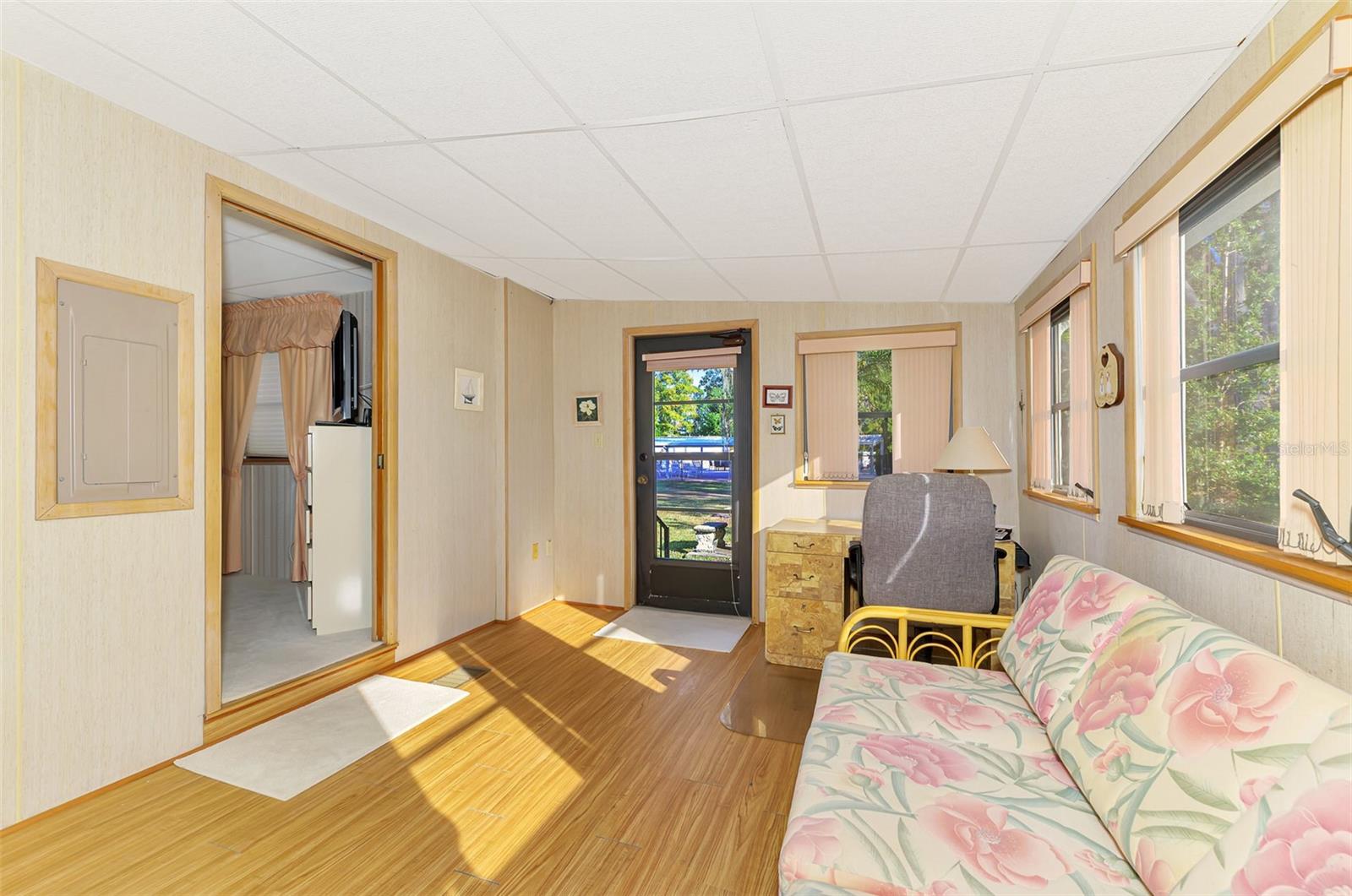 HOLIDAY PARK - Residential