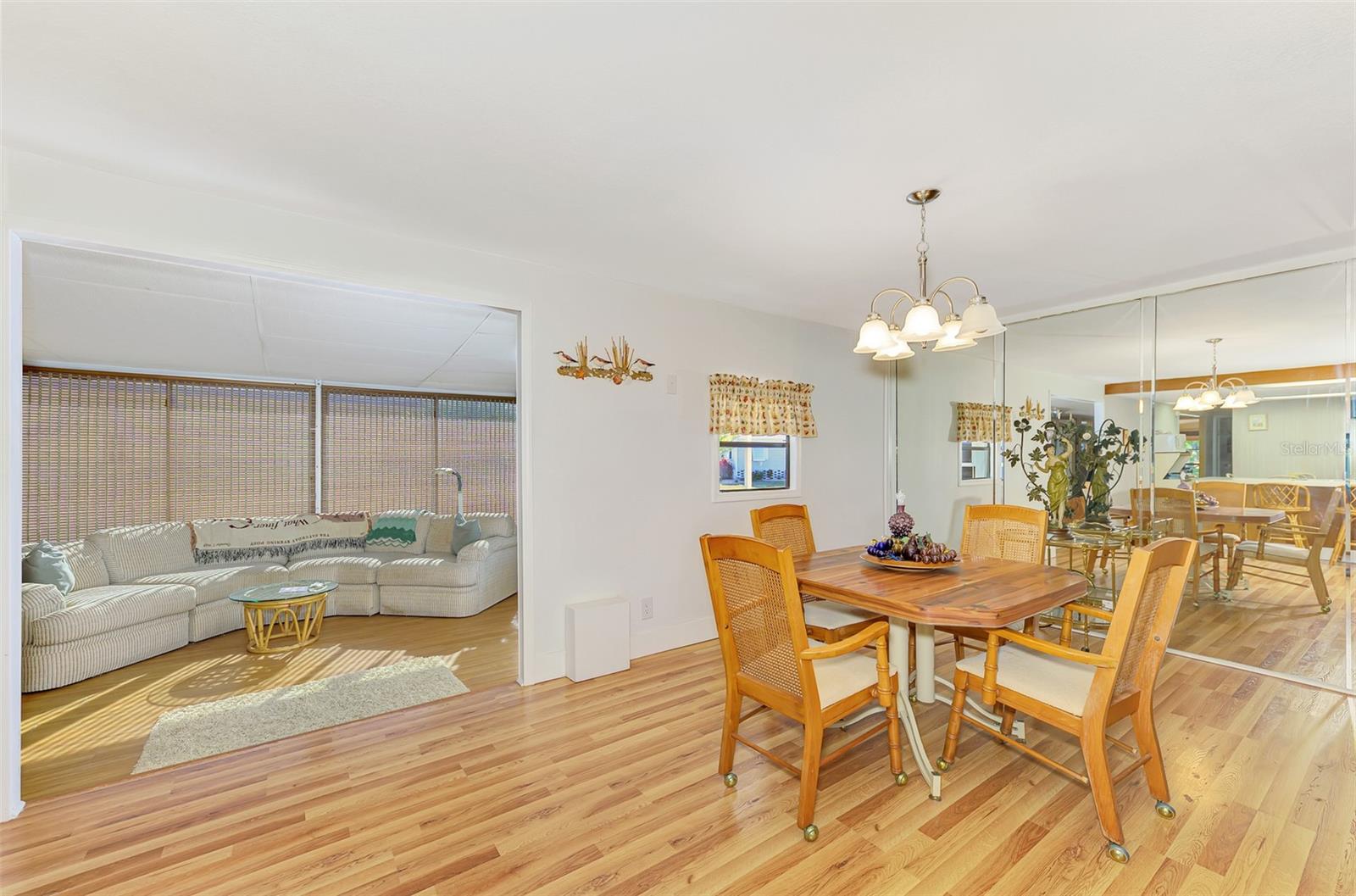 HOLIDAY PARK - Residential