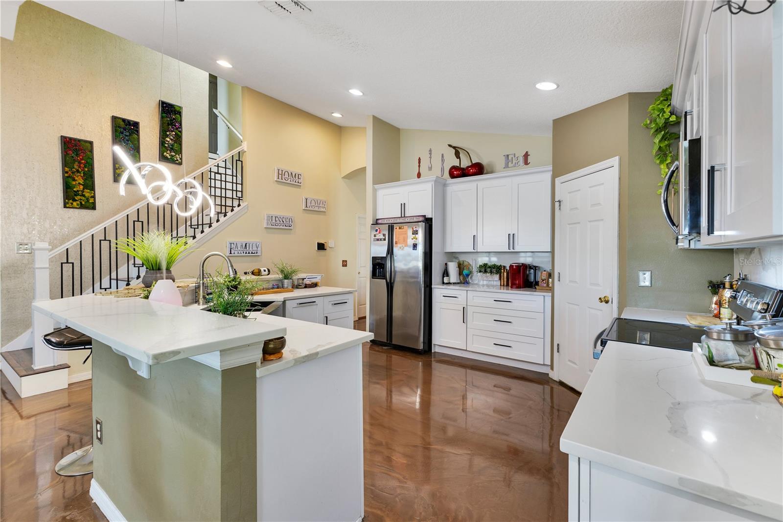 Casas a venda 4 - Jen Dantas 2717 EAGLE CANYON DRIVE S