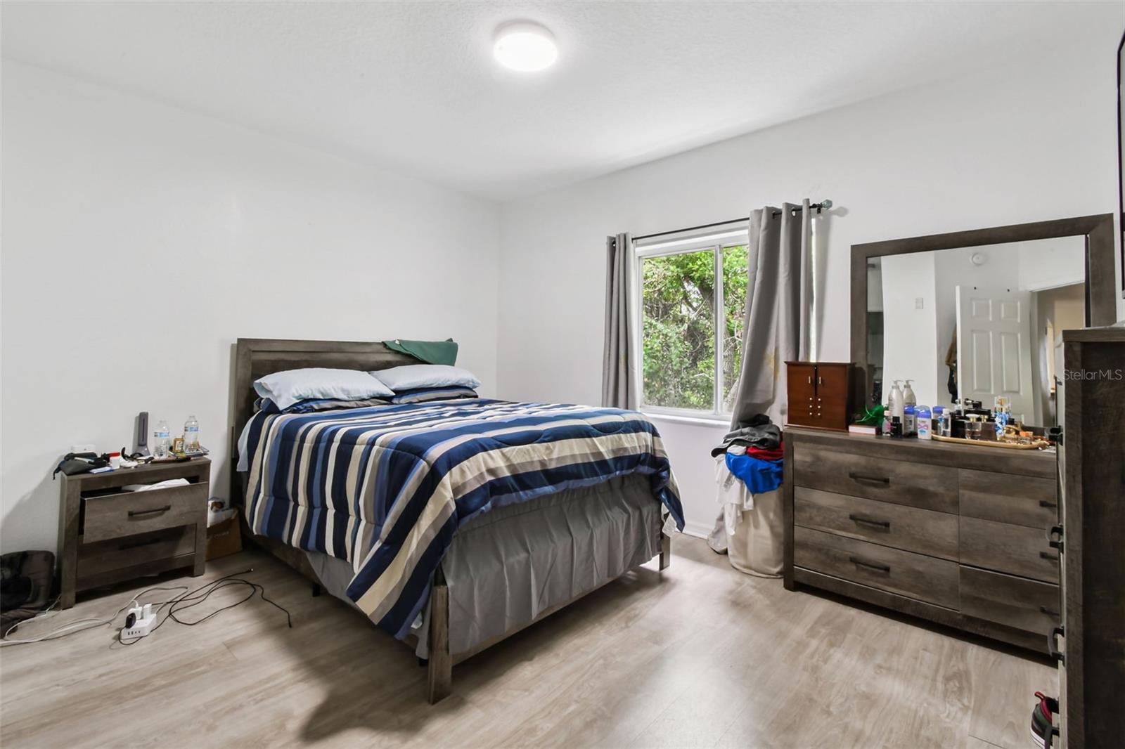 VILLAGES OF BLOOMINGDALE CONDO - Residential