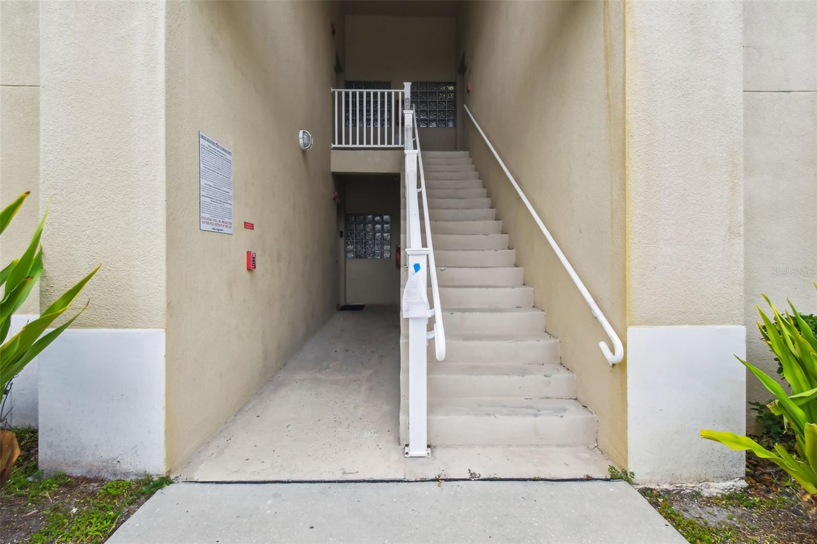 VILLAGES OF BLOOMINGDALE CONDO - Residential
