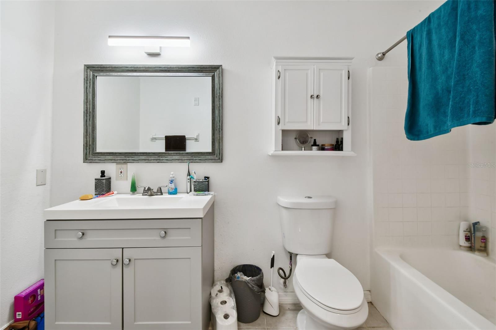 VILLAGES OF BLOOMINGDALE CONDO - Residential