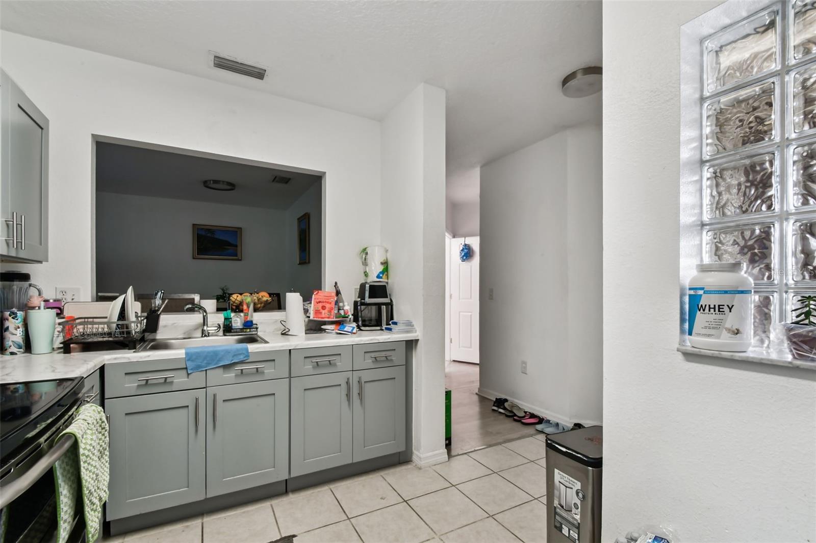 VILLAGES OF BLOOMINGDALE CONDO - Residential