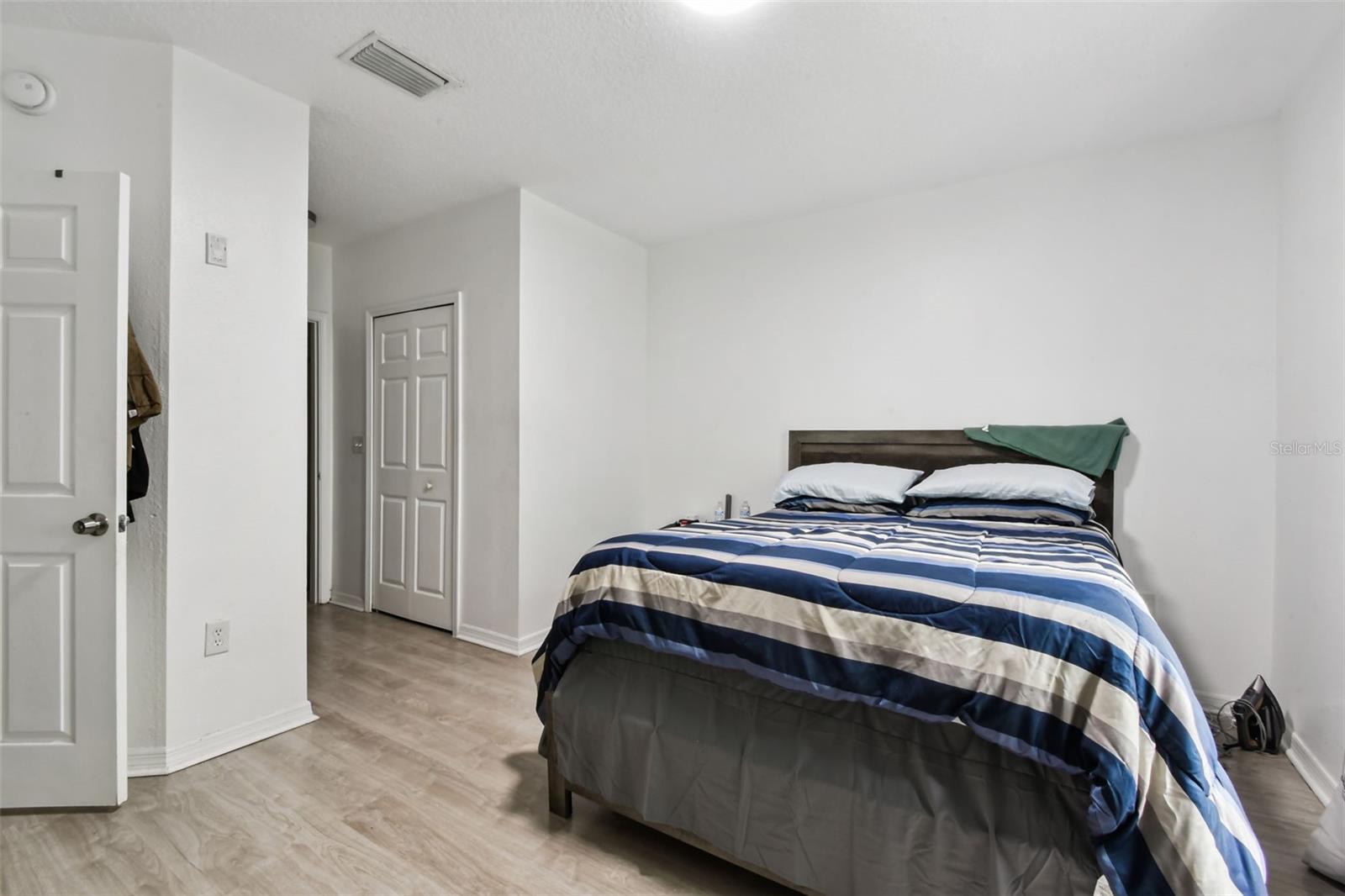 VILLAGES OF BLOOMINGDALE CONDO - Residential