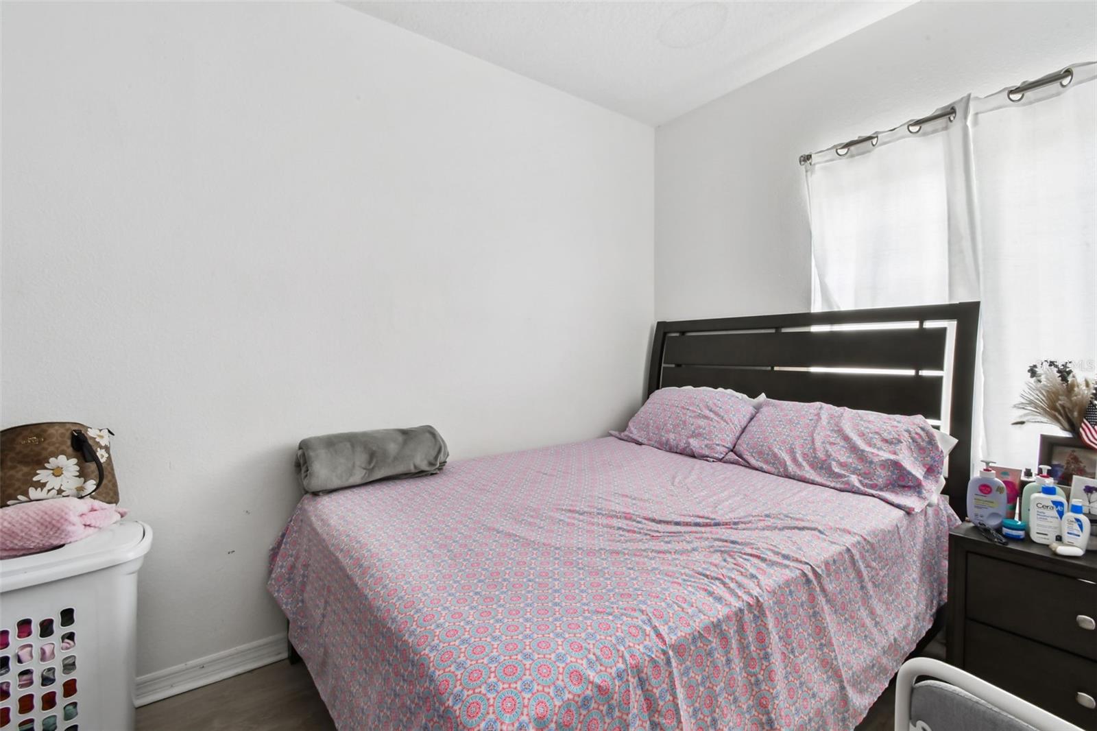 VILLAGES OF BLOOMINGDALE CONDO - Residential