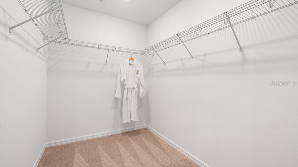 THE TOWNS AT FIRETHORN - Residential