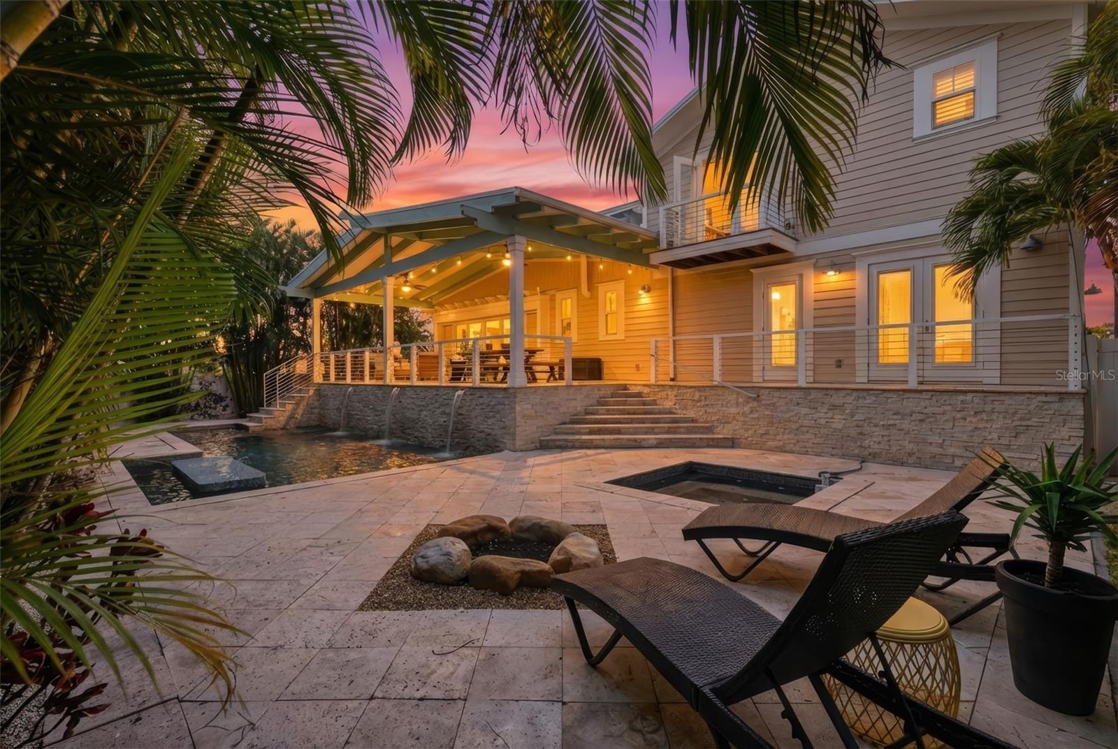 HOLMES BEACH 34TH UNIT - Residential