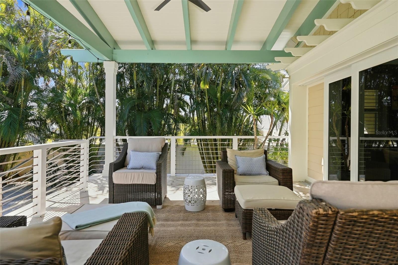 HOLMES BEACH 34TH UNIT - Residential