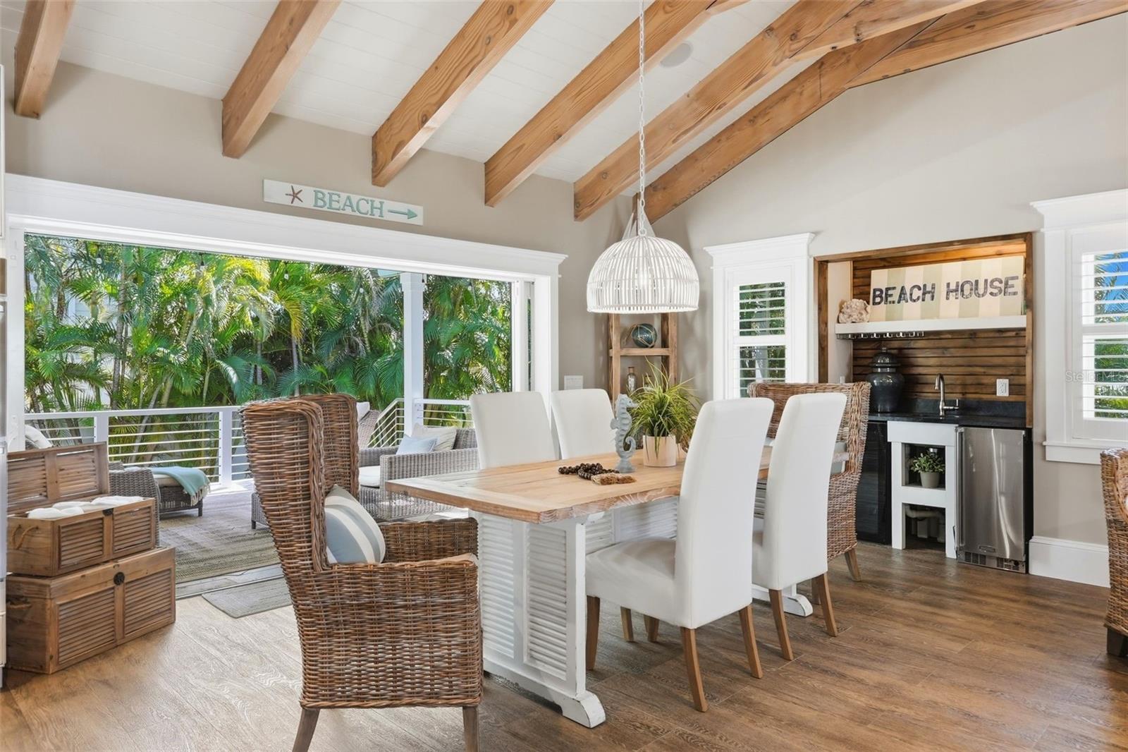 HOLMES BEACH 34TH UNIT - Residential