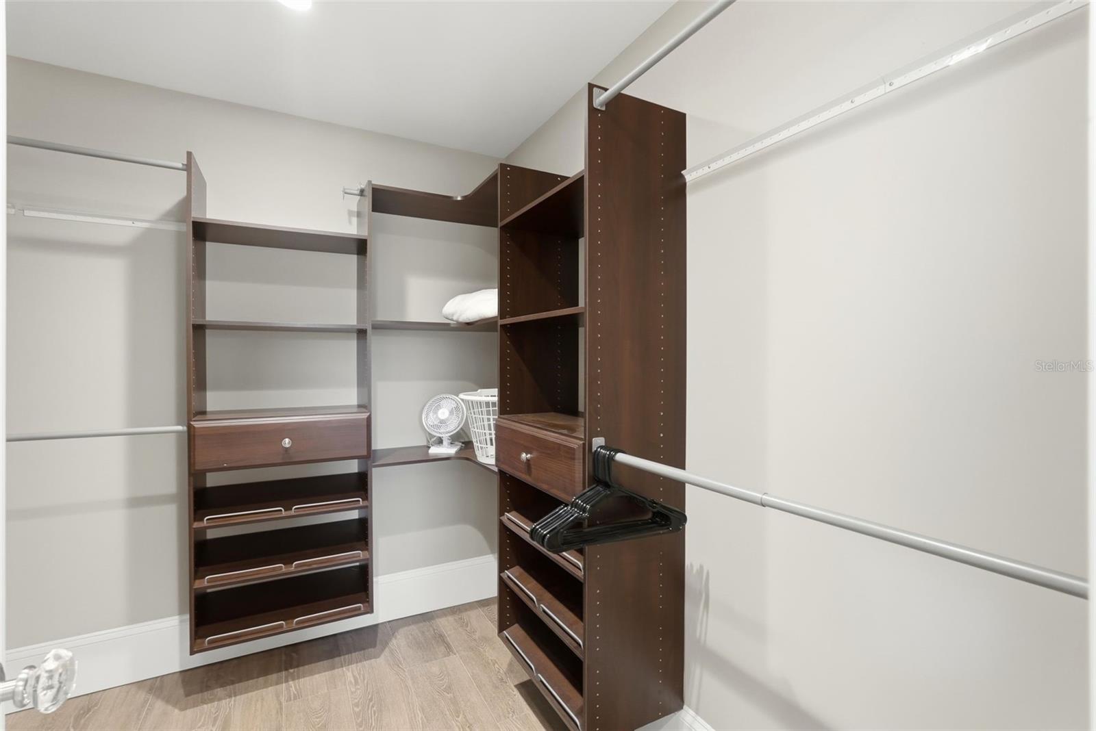 HOLMES BEACH 34TH UNIT - Residential