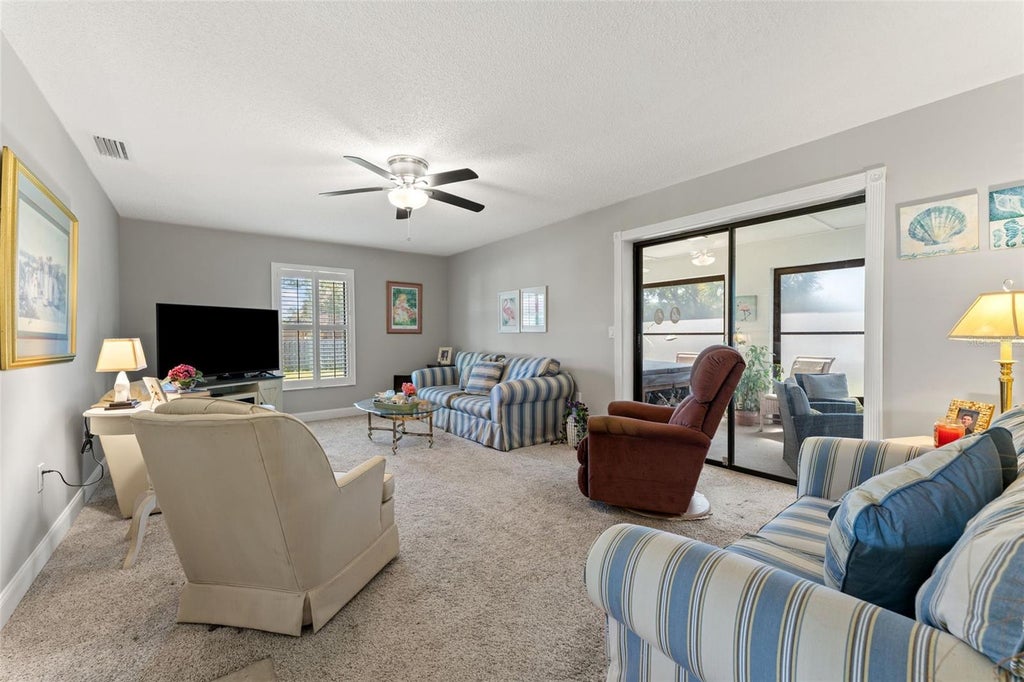 Photo of 3004 Vivienda Drive, Bradenton, FL 34207 (MLS # A4709619)