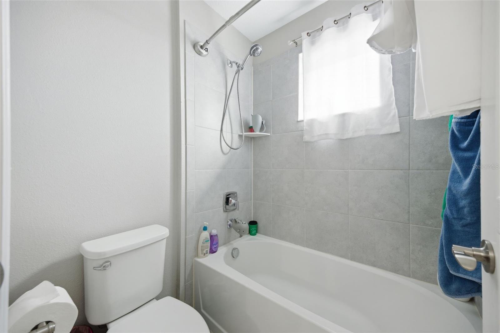 FAIRFIELD VIEW - Residential