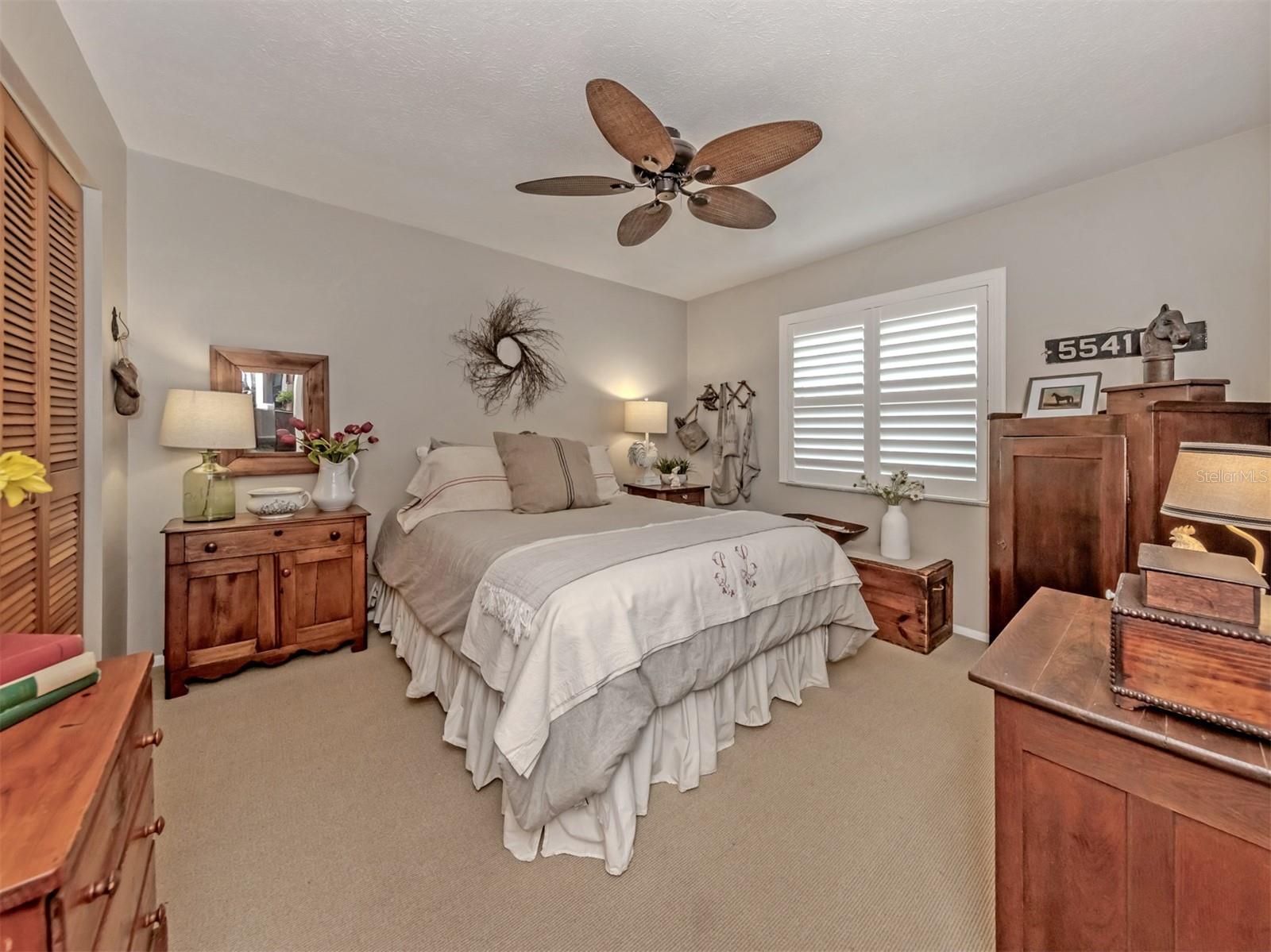 SOUTH VENICE - Residential