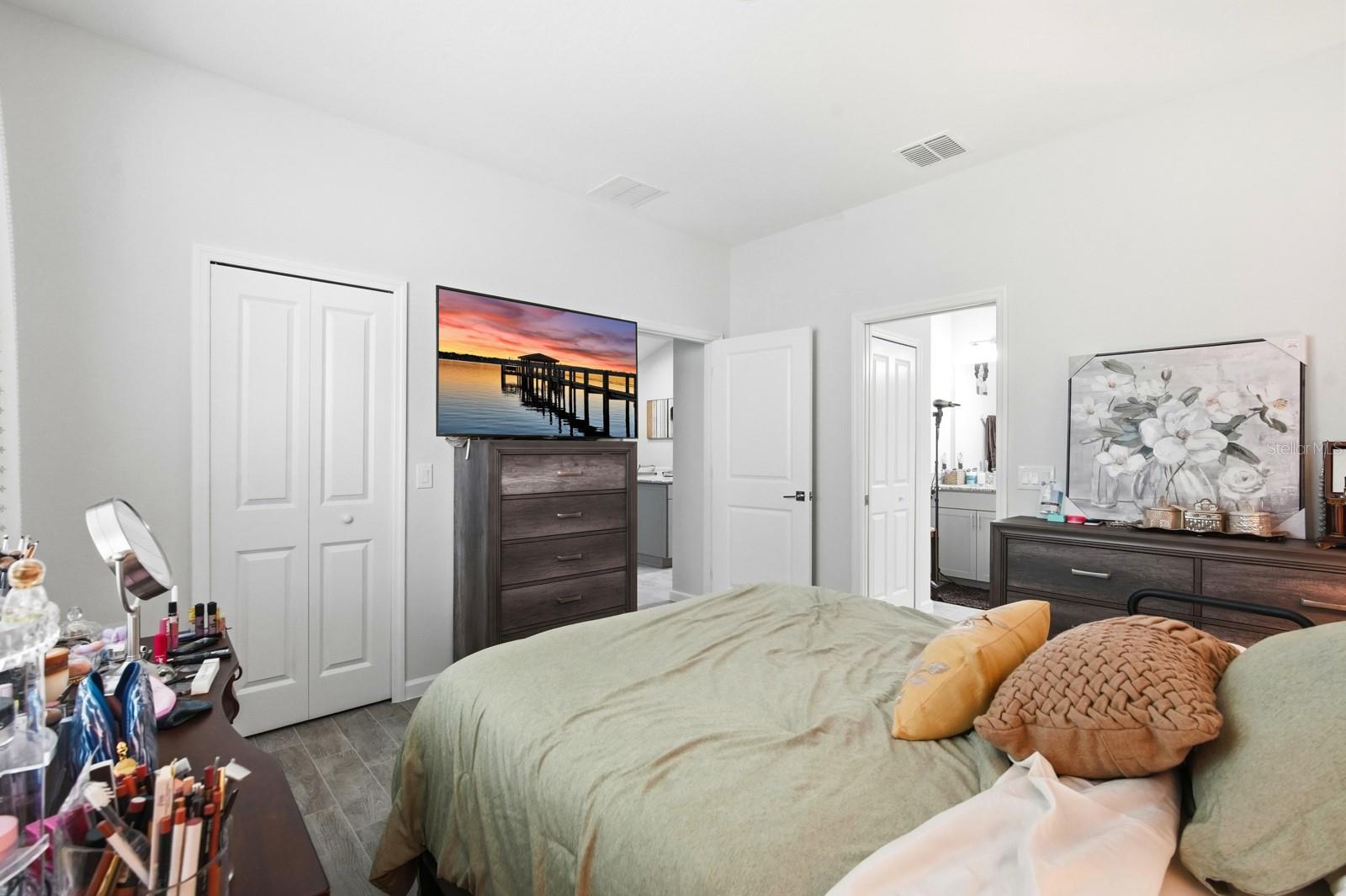 LATITUDE/DAYTONA BEACH CLOAR - Residential