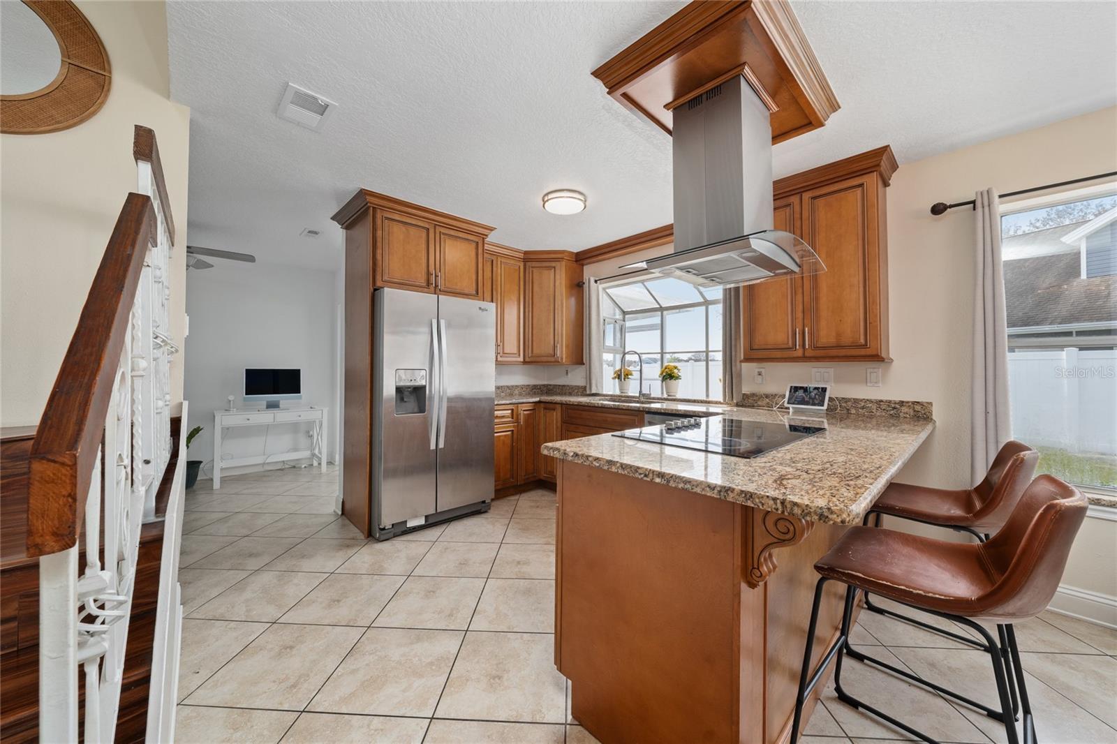 SURREY RIDGE - Residential