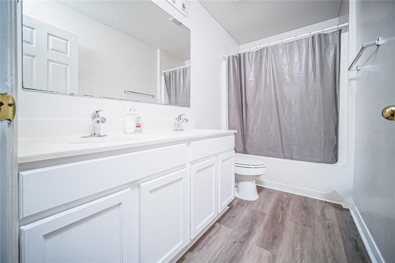 POINCIANA SUB NBRHD 5 VIL 7 - Residential