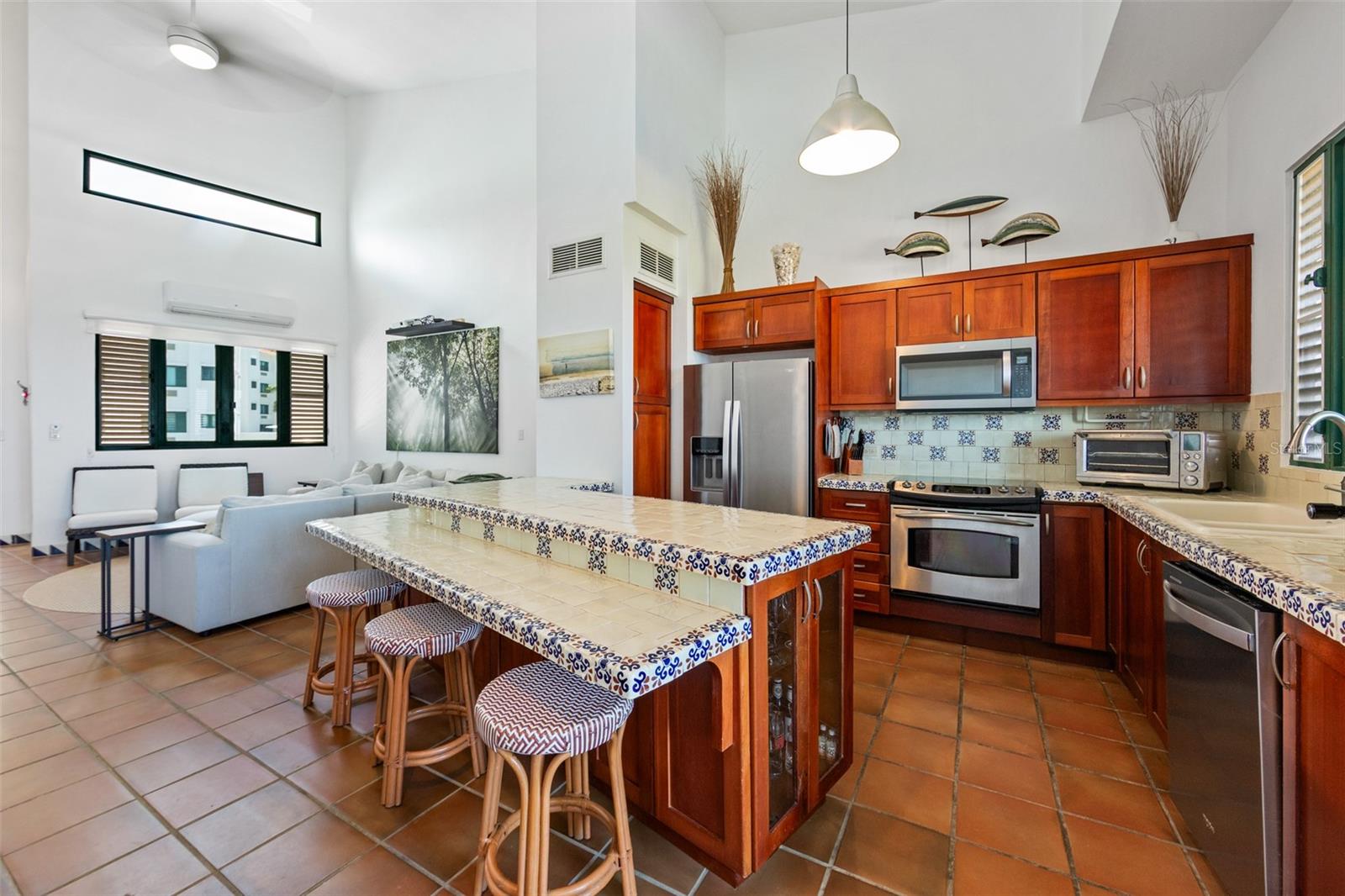 VISTAS DEL CACIQUE CLUSTER 7 - Residential Lease