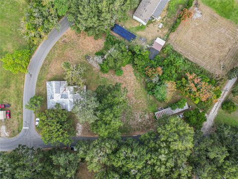 A home in LAKELAND