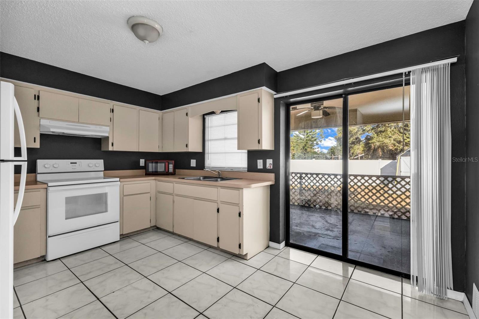 PORT CHARLOTTE SEC 032 - Residential Lease