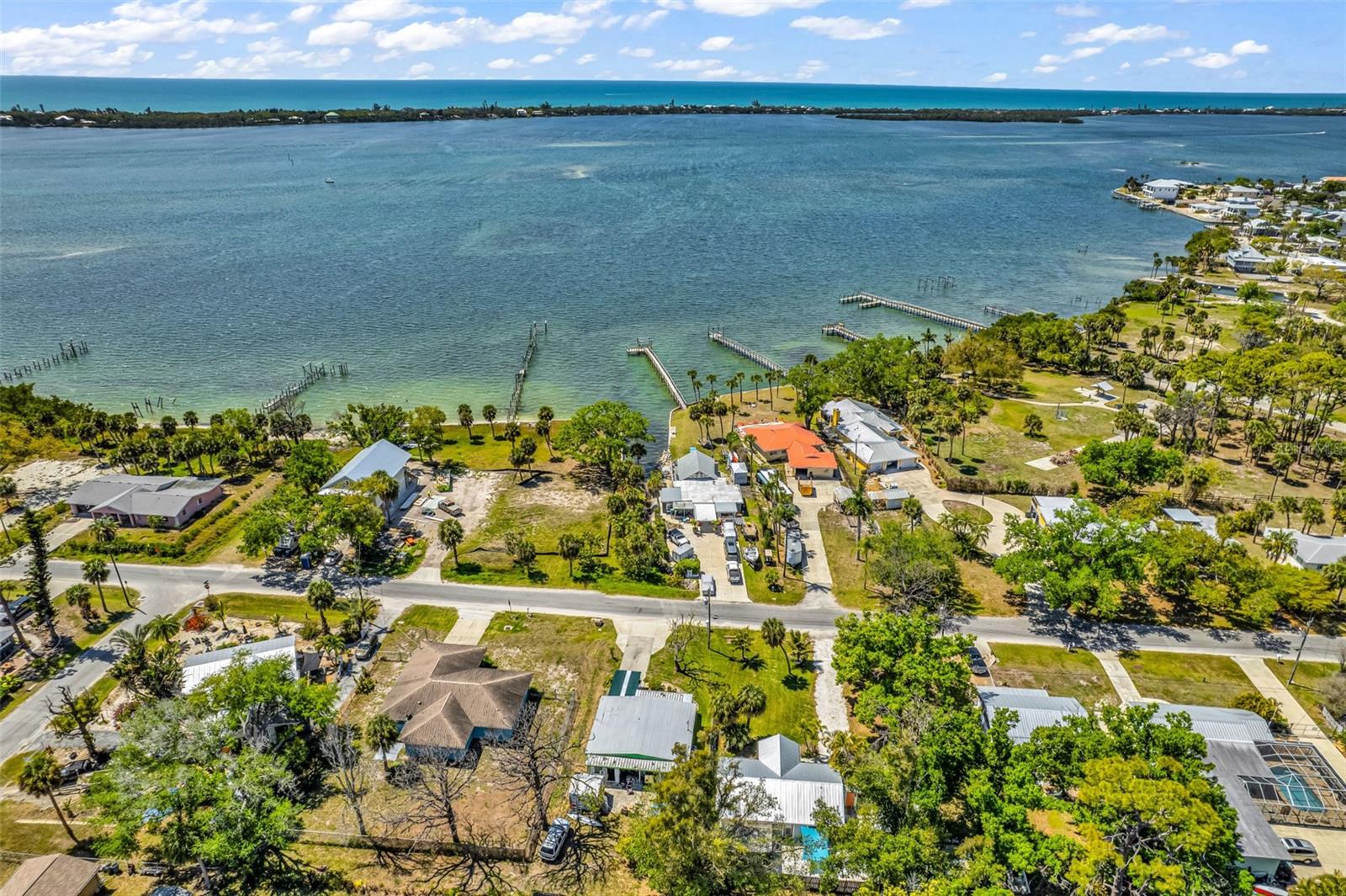 ENGLEWOOD PARK - Residential