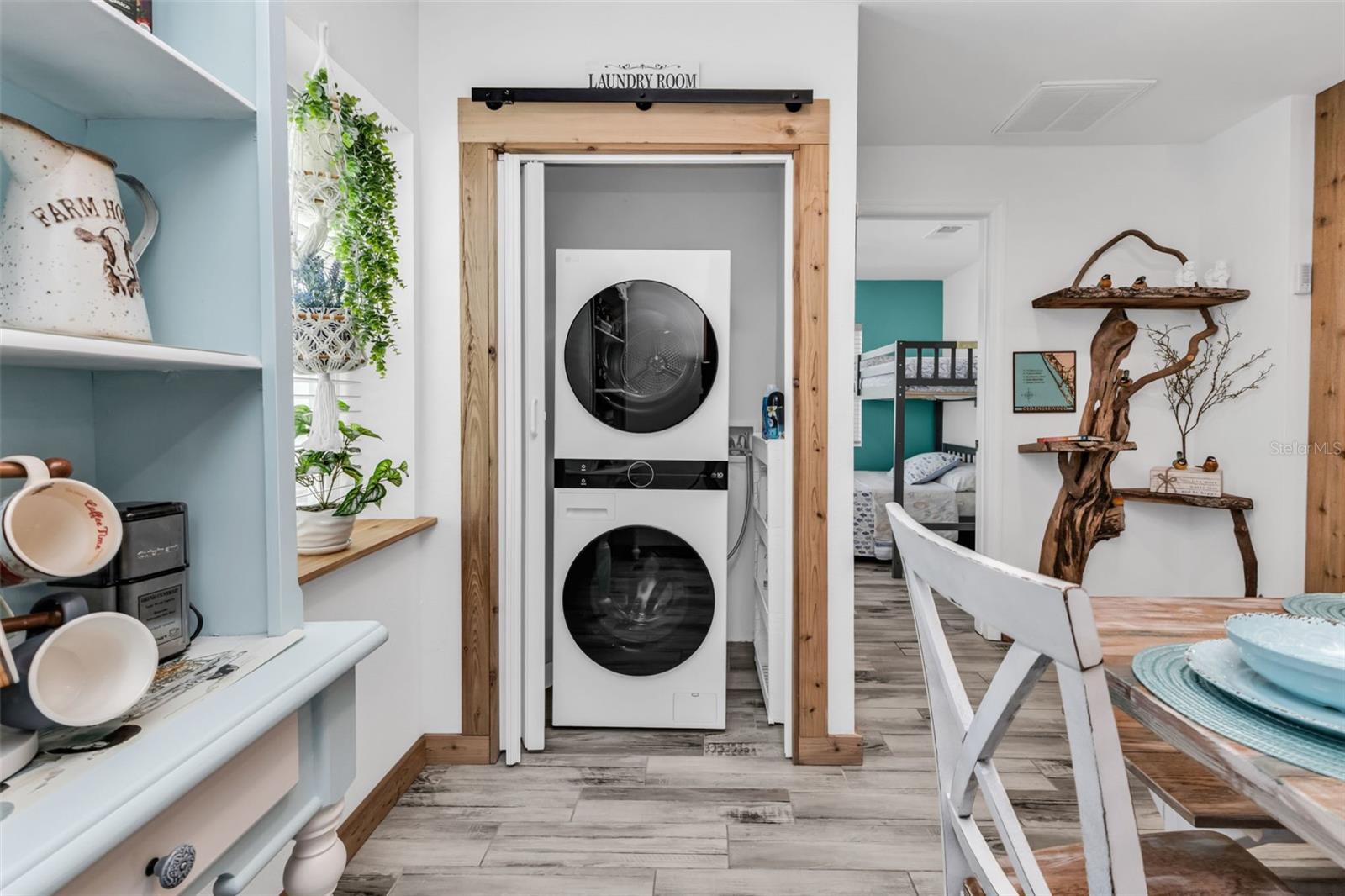 ENGLEWOOD PARK - Residential