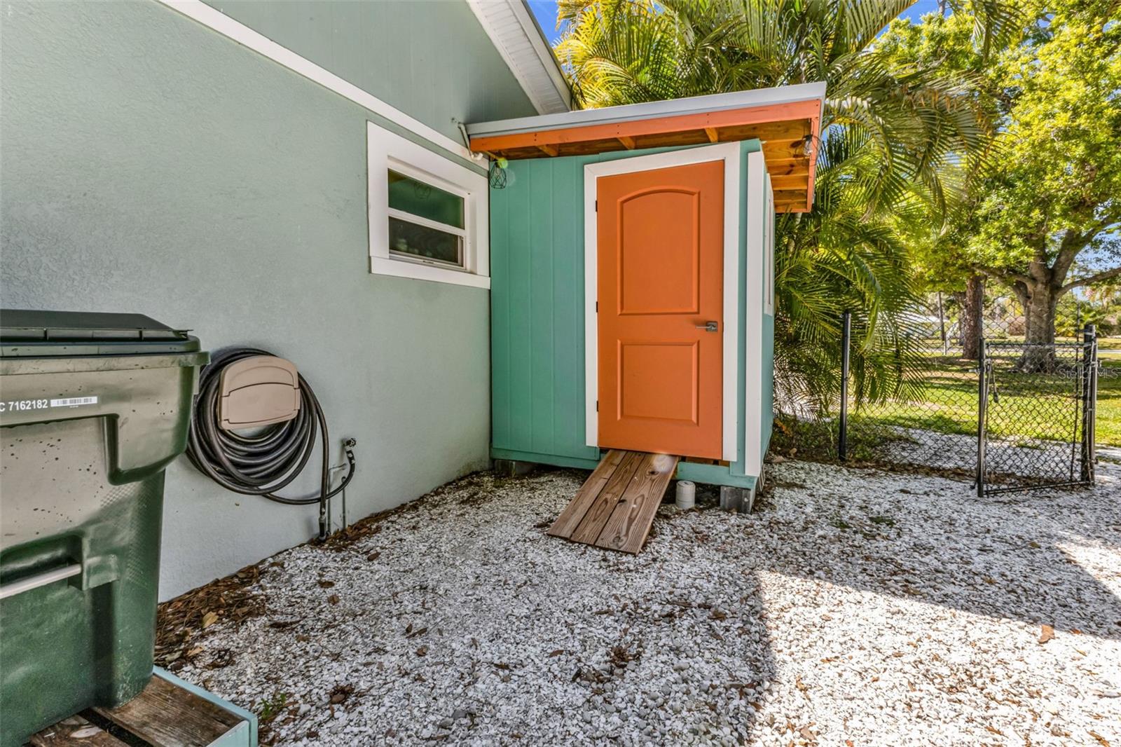 ENGLEWOOD PARK - Residential