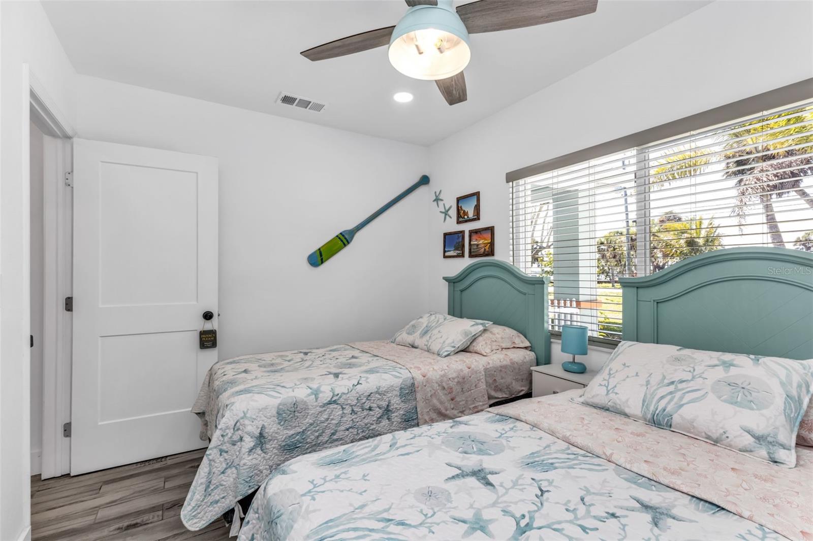 ENGLEWOOD PARK - Residential