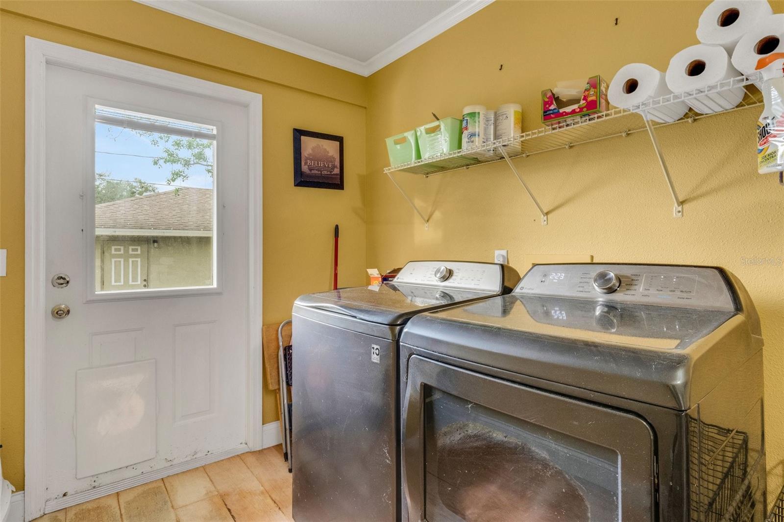 ELOISE WOODS EAST LAKE MARIAM UNIT - Residential