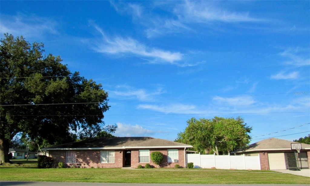 Photo of 202 Saint Lucie Road, Winter Haven, FL 33884 (MLS # L4961340)