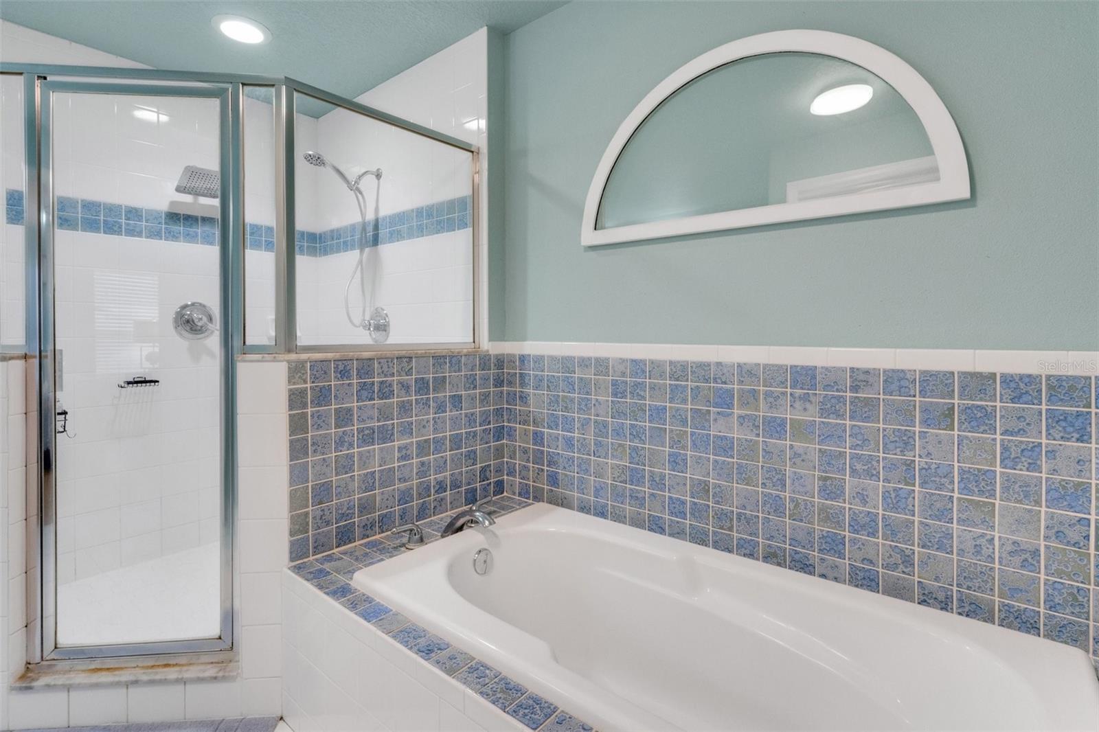 ELOISE WOODS EAST LAKE MARIAM UNIT - Residential