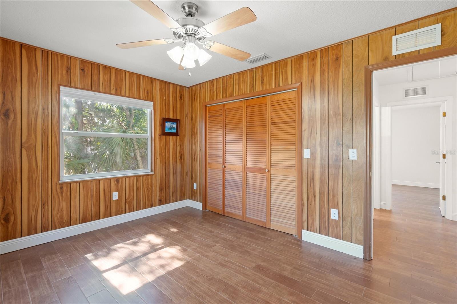 MARINELAND - Residential