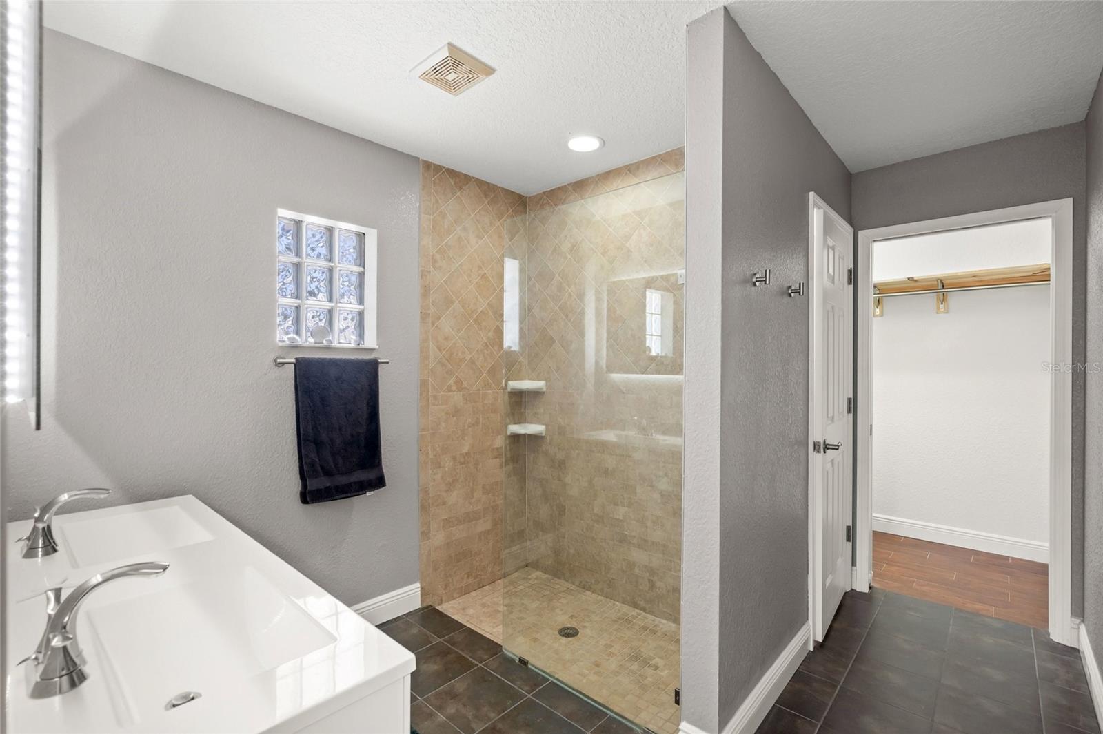 MARINELAND - Residential